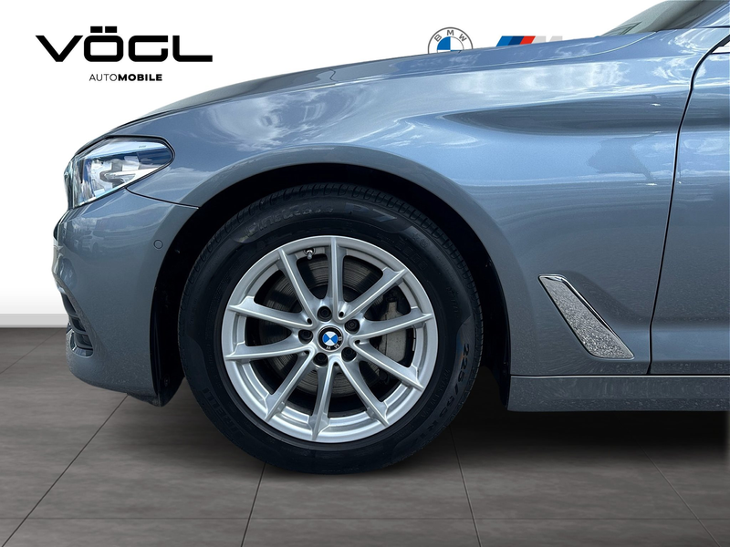 BMW 530 d xDrive Limousine — photo 2