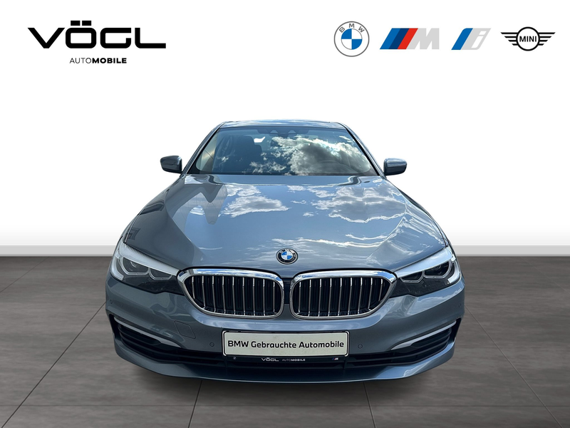 BMW 530 d xDrive Limousine — photo 8