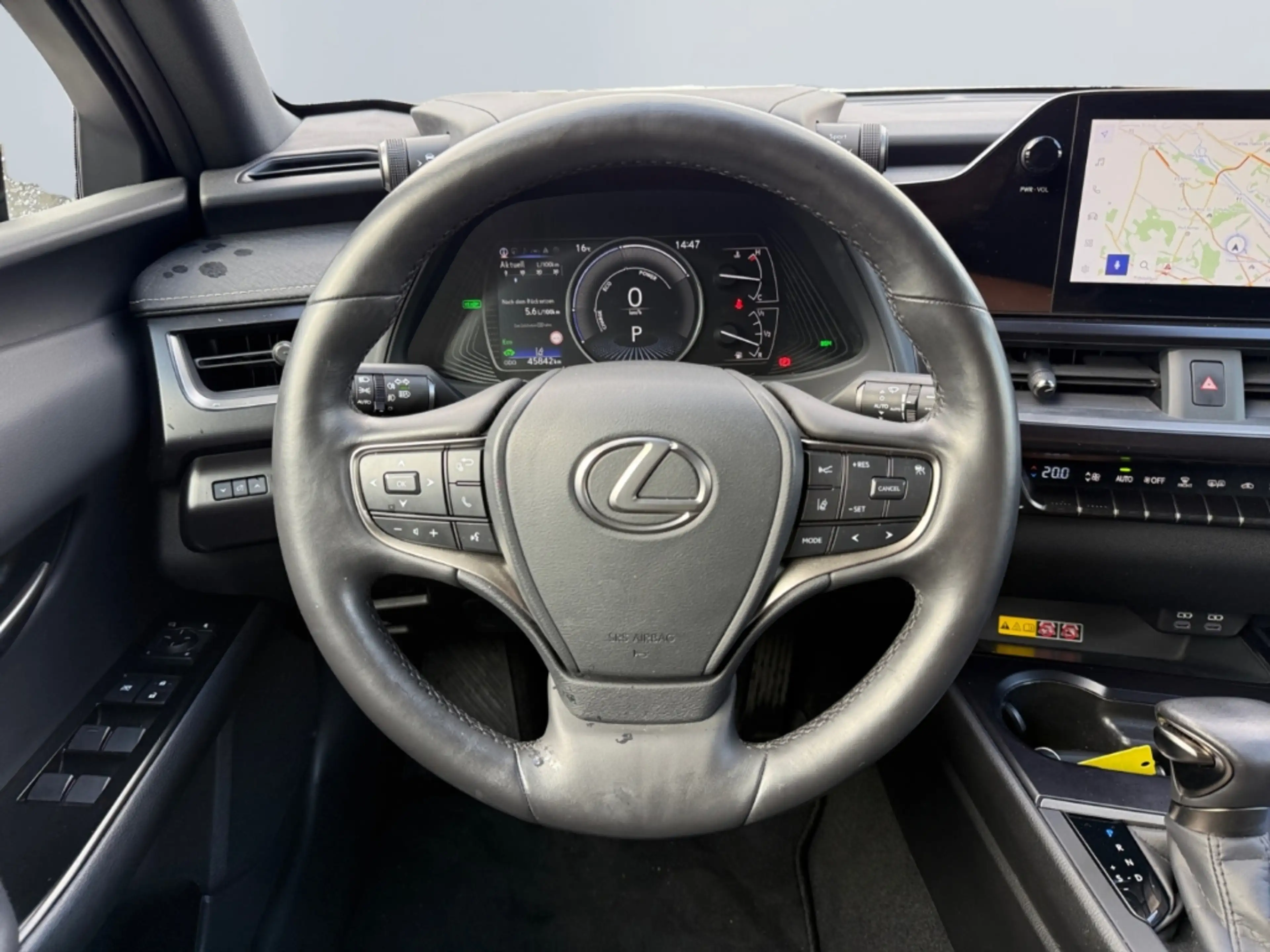 Lexus UX 250h Executive Line *LED*ACC*PDC*SHZ*Tempomat* — photo 12