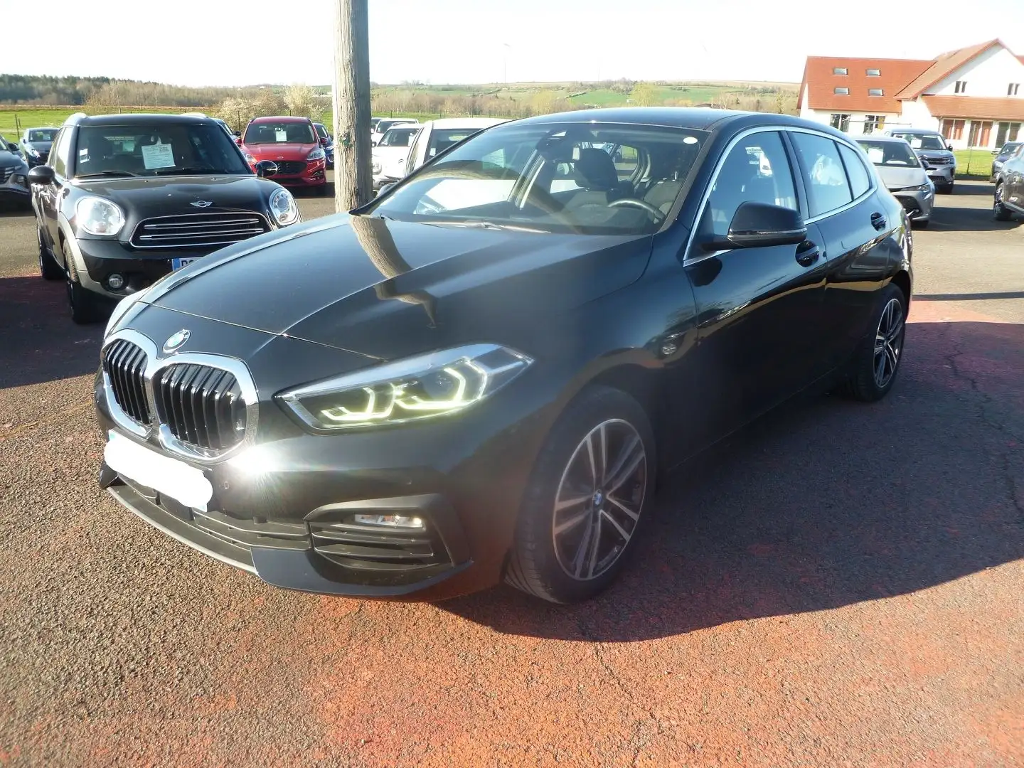 BMW 116 (F40) 116 I 1.5 110CH BUSINESS DESIGN BV6 Noir - 1