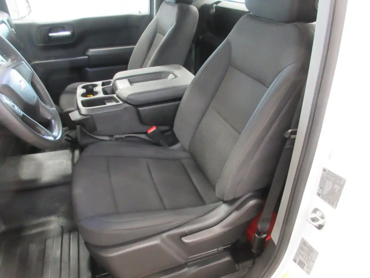 Chevrolet Silverado 1500 снимка Chevrolet Silverado 1500