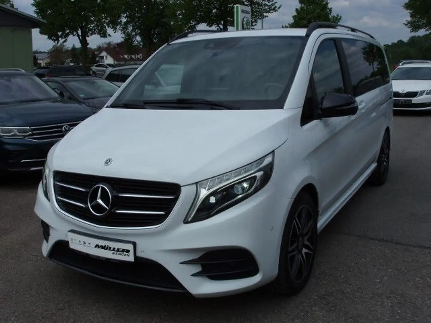 Mercedes-Benz V 250 CDI Edition Lang AMG Line 6 SITZE/AHK/NAVI Biały - 2