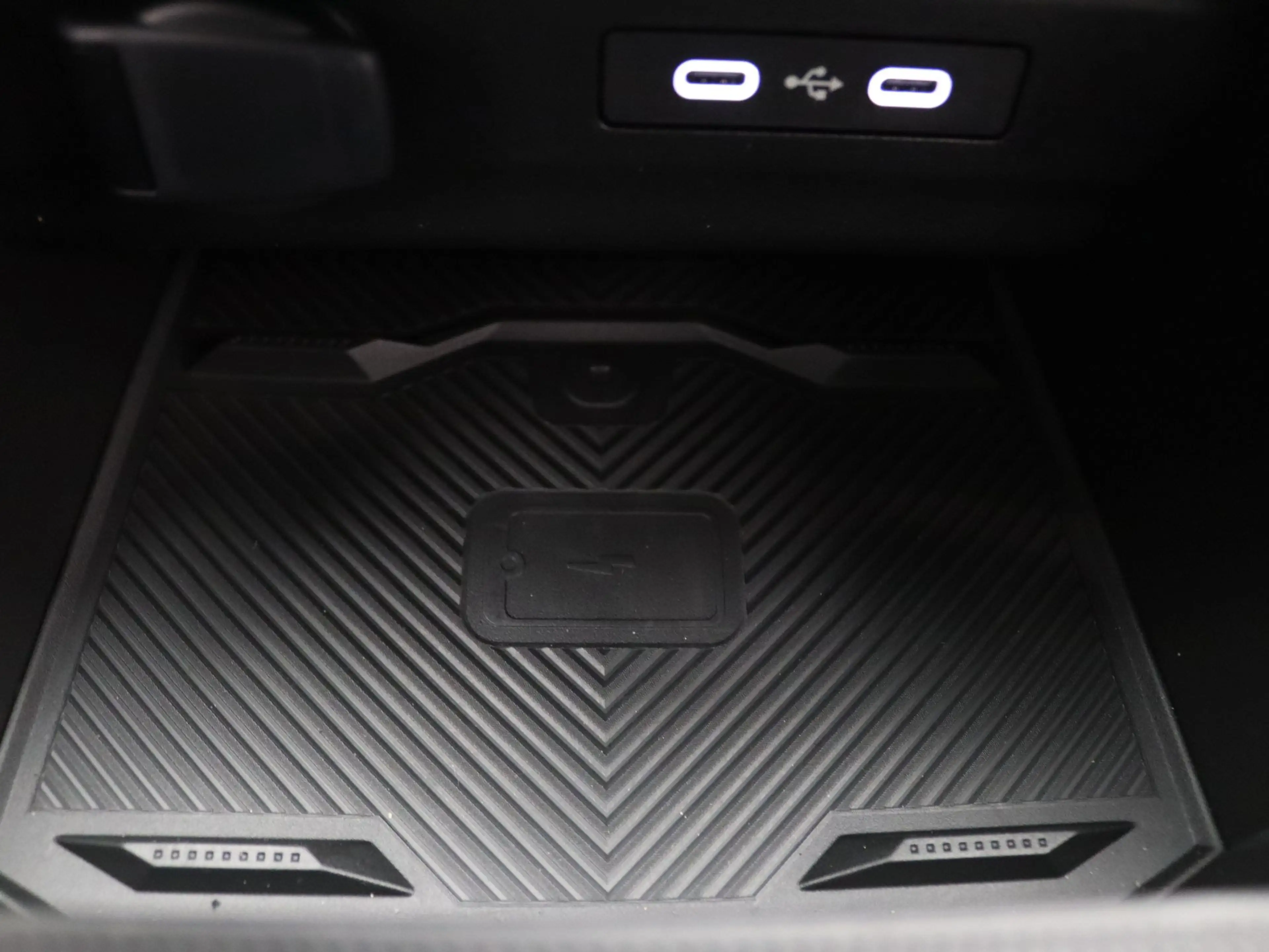 Dacia Bigster Hybrid-G 150 4x4 Limited Edition Apple Carplay/And — photo 29