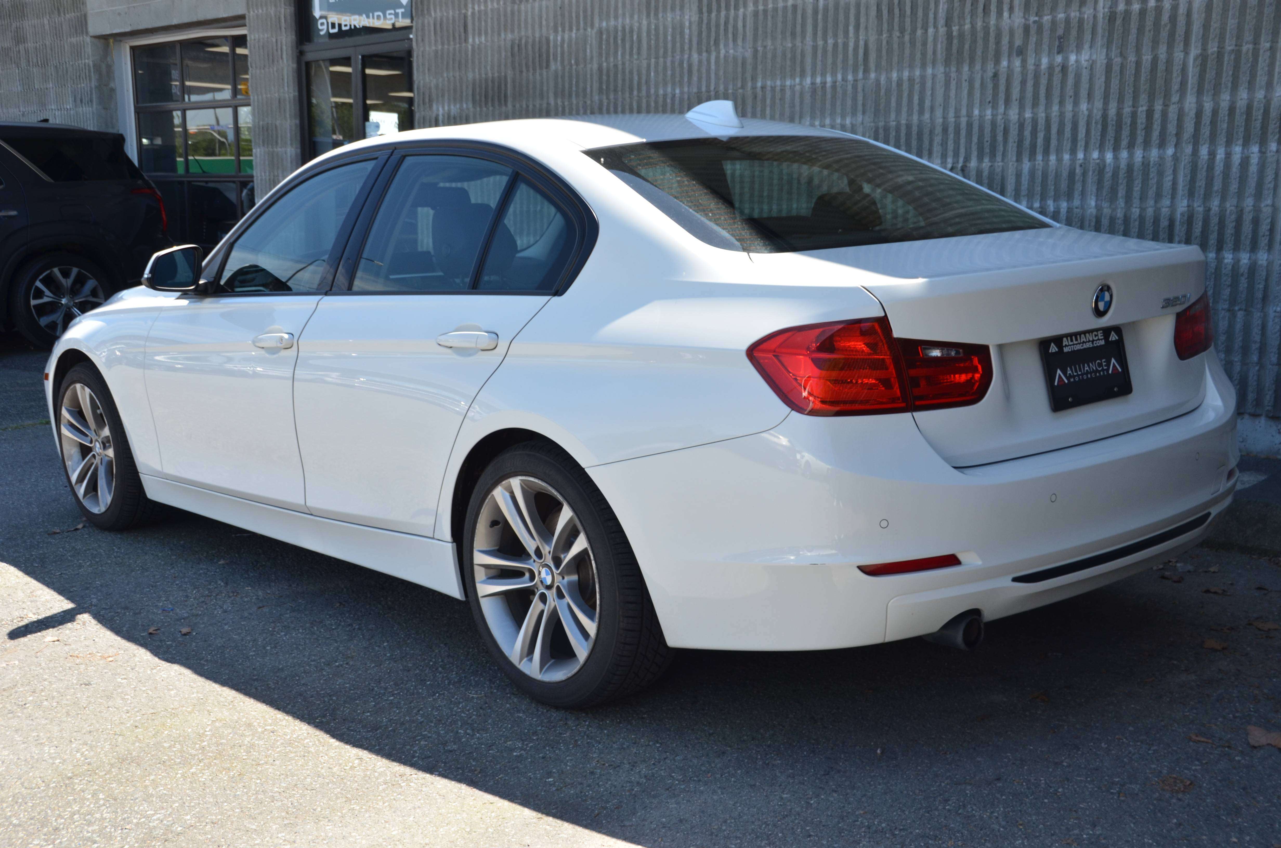 2015 BMW 3 Series Sedan