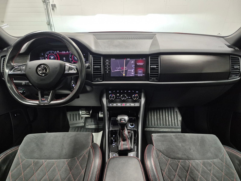 Skoda Kodiaq RS 4x4 7-Sitze/Sthzg/Canton/Pano/AHK/20LM — photo 12