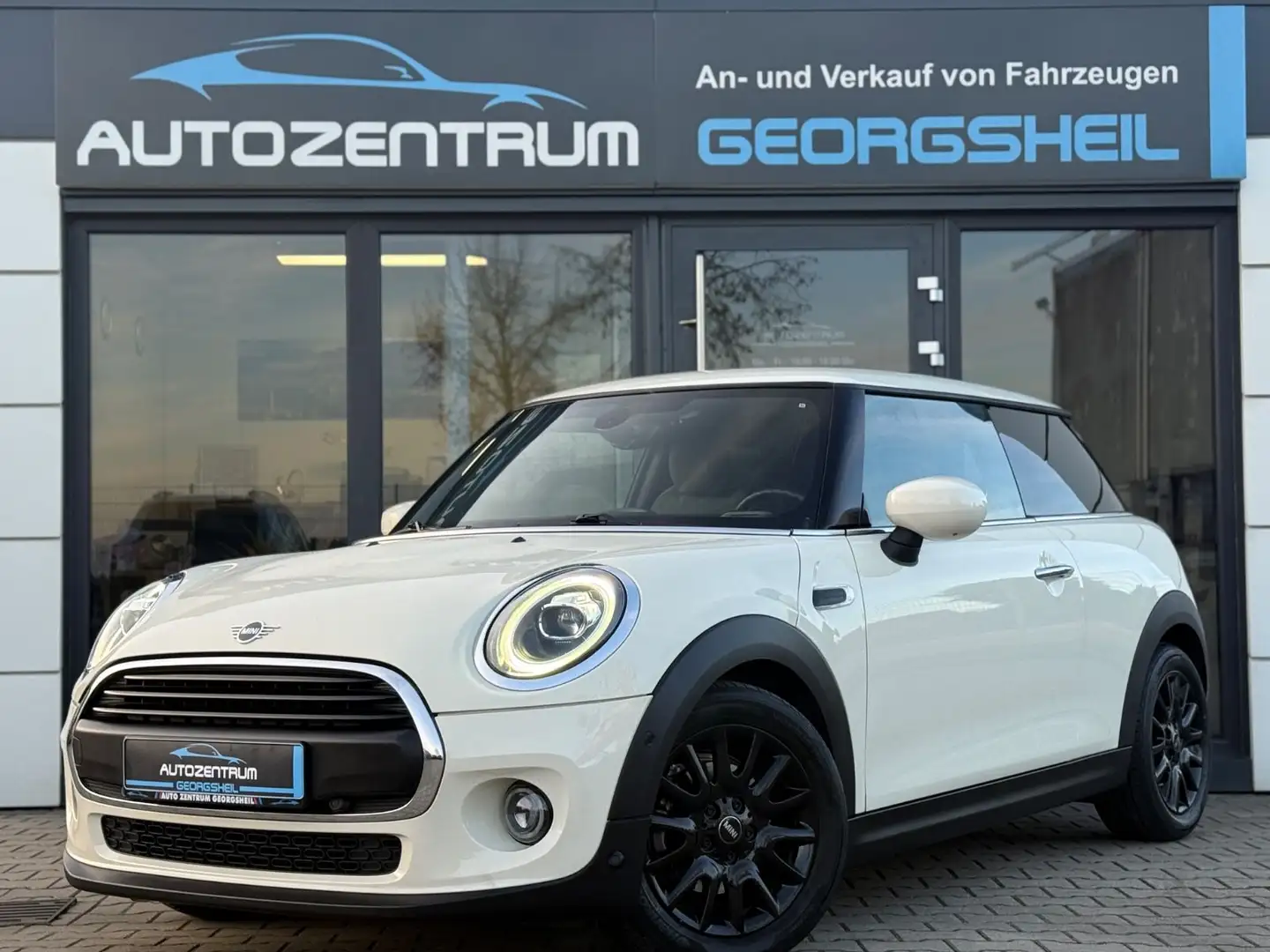 MINI One MINI/LED/KAMERA/PDC/AUTOMATIK/1-Hand/SHZ - 1