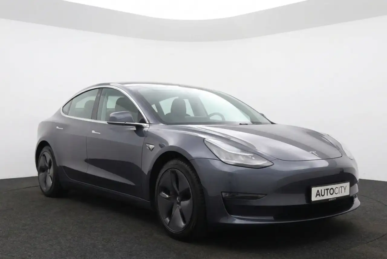 TESLA MODEL 3 GRANDE AUTONOMIE 75 kWh 351ch 4X4 - AUTOPILOT - CUIR NAPPA - SIÈGES CHAUFFANTS AVANT/ARRIÈRE - ATTELAGE AMOVIBLE