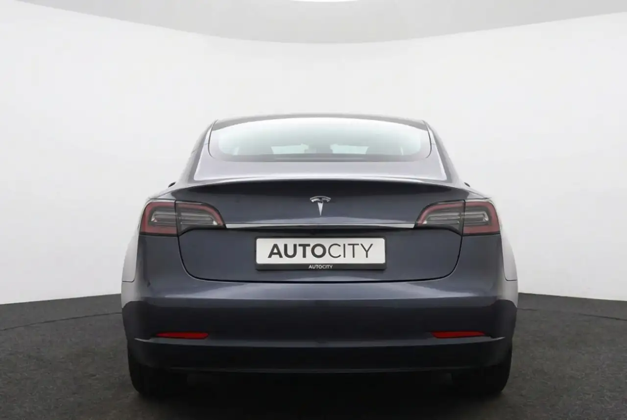 TESLA MODEL 3 GRANDE AUTONOMIE 75 kWh 351ch 4X4 - AUTOPILOT - CUIR NAPPA - SIÈGES CHAUFFANTS AVANT/ARRIÈRE - ATTELAGE AMOVIBLE