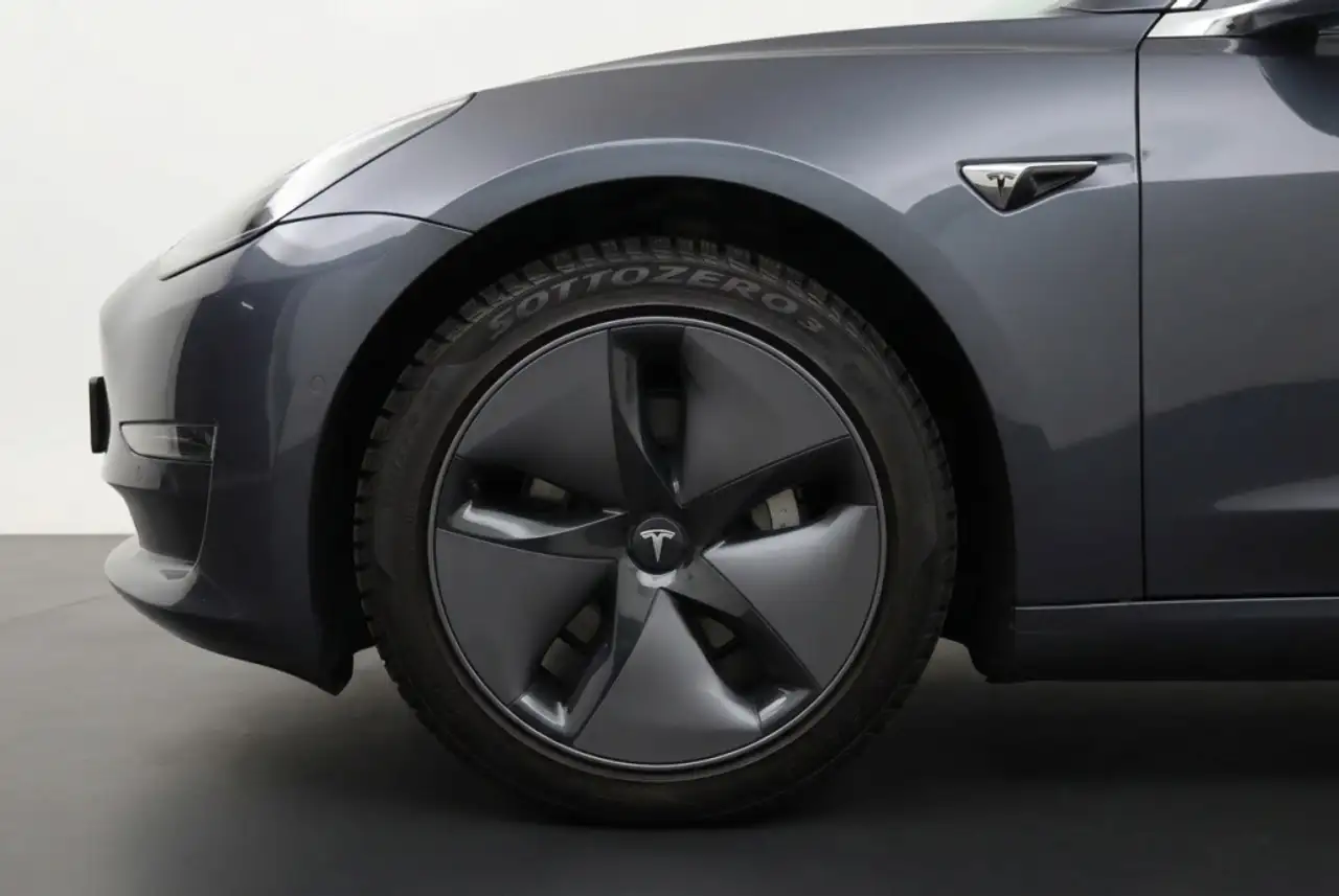 TESLA MODEL 3 GRANDE AUTONOMIE 75 kWh 351ch 4X4 - AUTOPILOT - CUIR NAPPA - SIÈGES CHAUFFANTS AVANT/ARRIÈRE - ATTELAGE AMOVIBLE