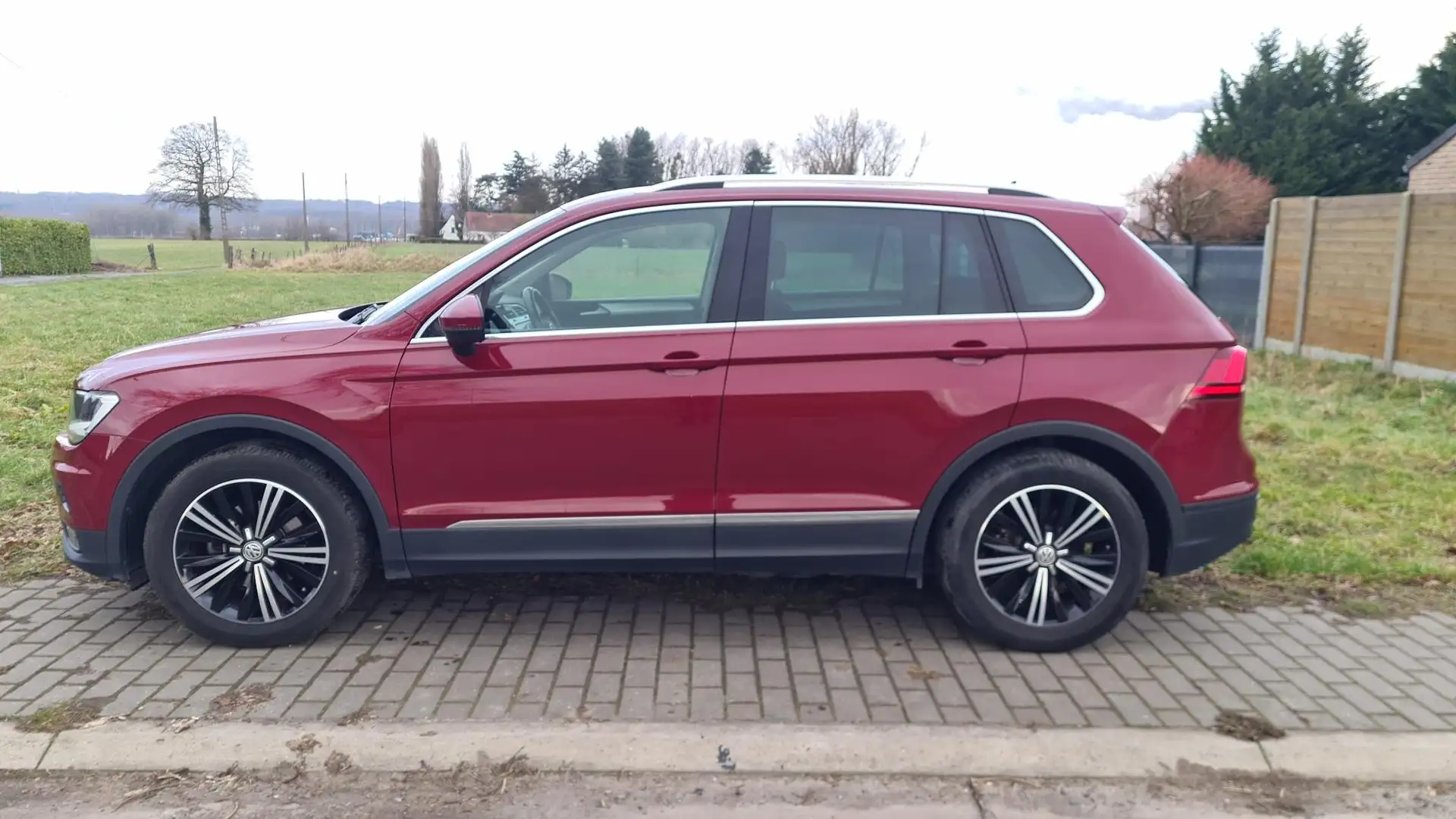 Volkswagen Tiguan Tiguan 1.5 TSI ACT Comfortline OPF Rouge - 2