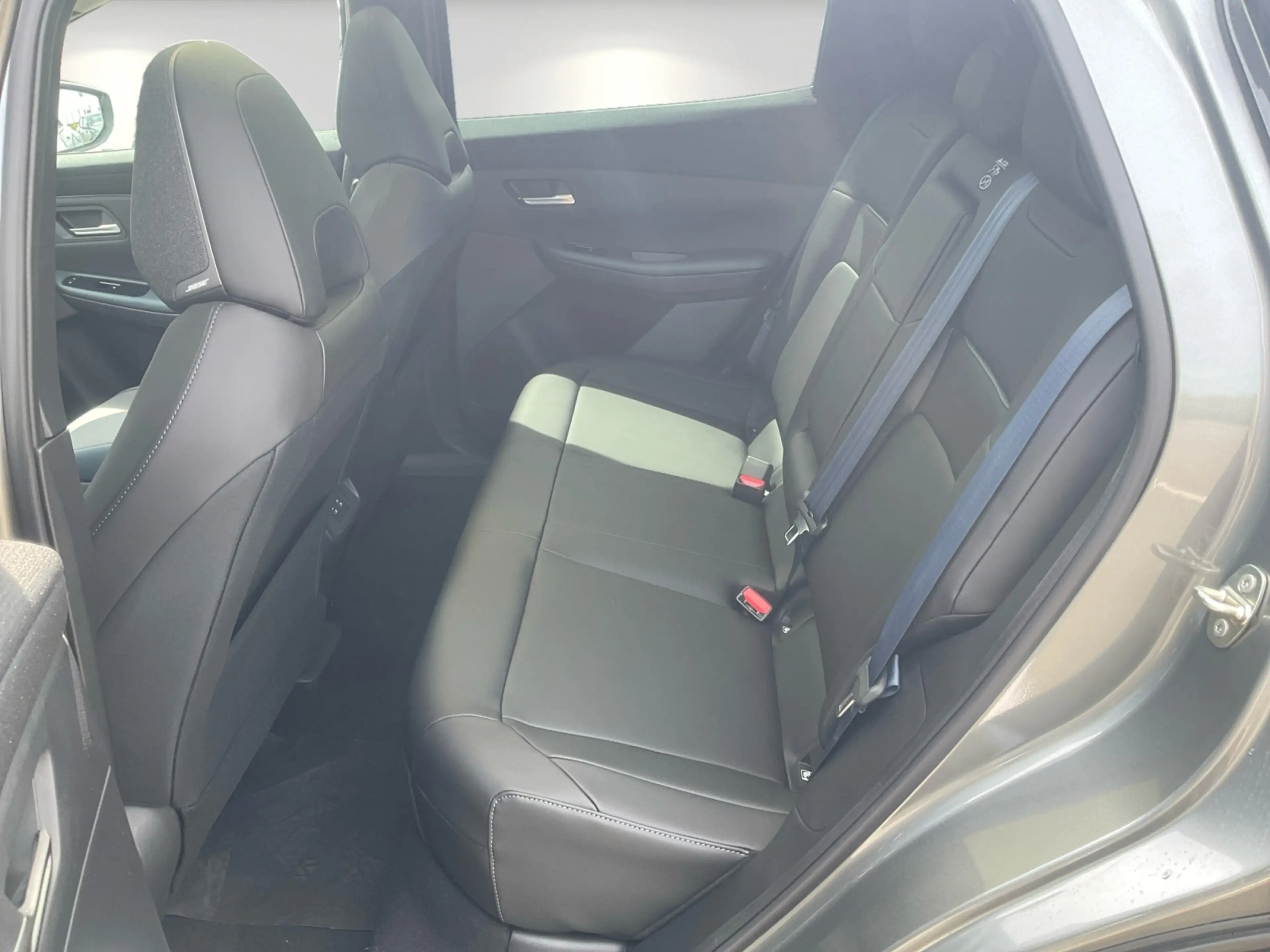 Nissan Leaf Evolve 75 kWh V2L — photo 7
