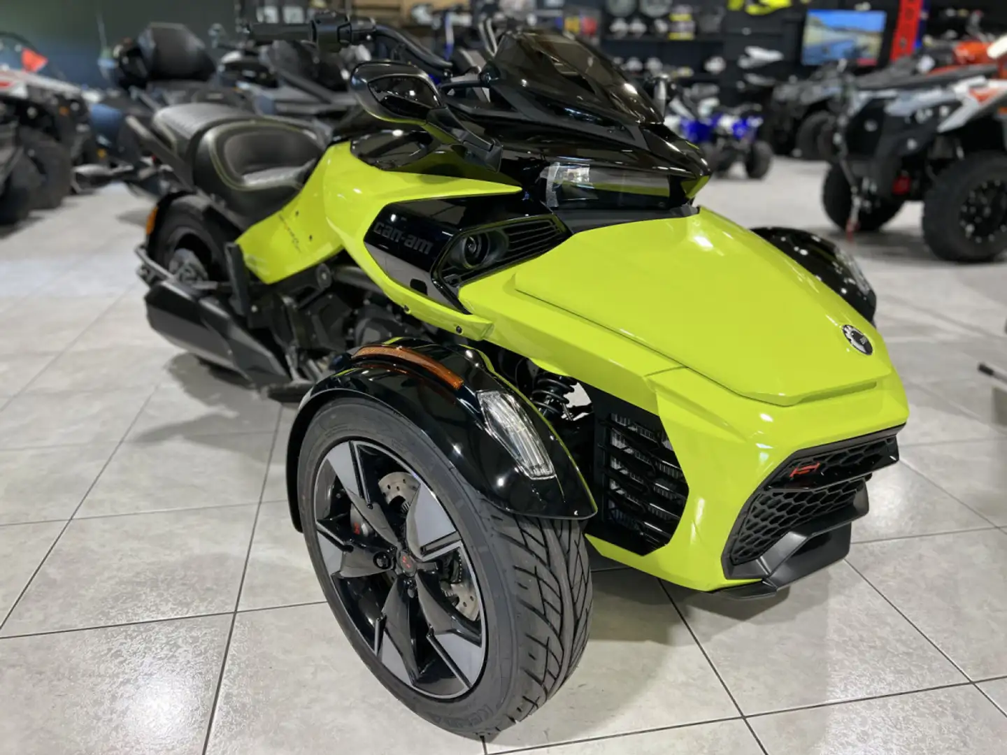 Can-Am Spyder F3-S 1330 Verde - 1