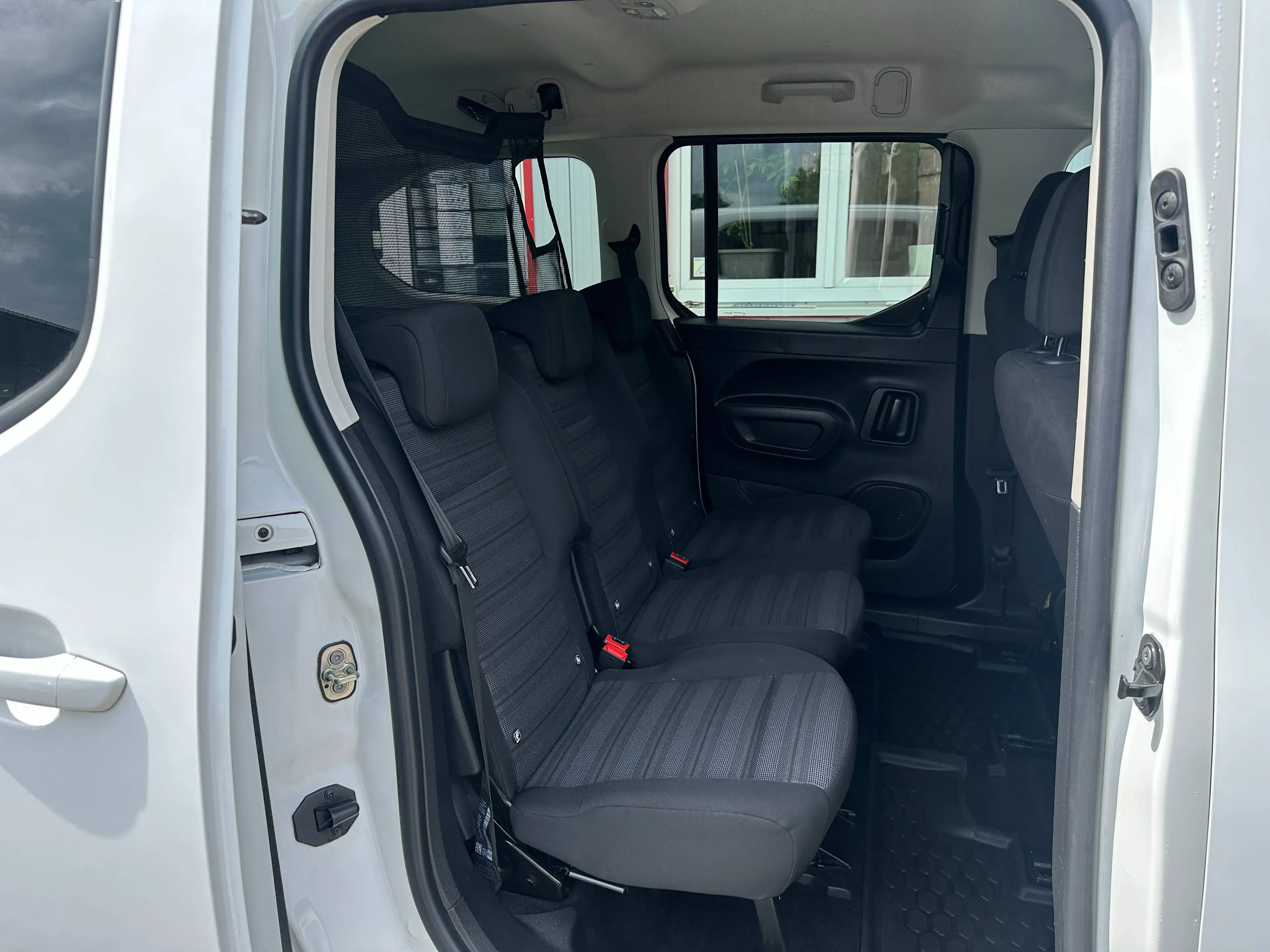 Opel Combo Life XL/Maxi/L2*Kamera*Navi*AHK*Parkpilot — photo 15
