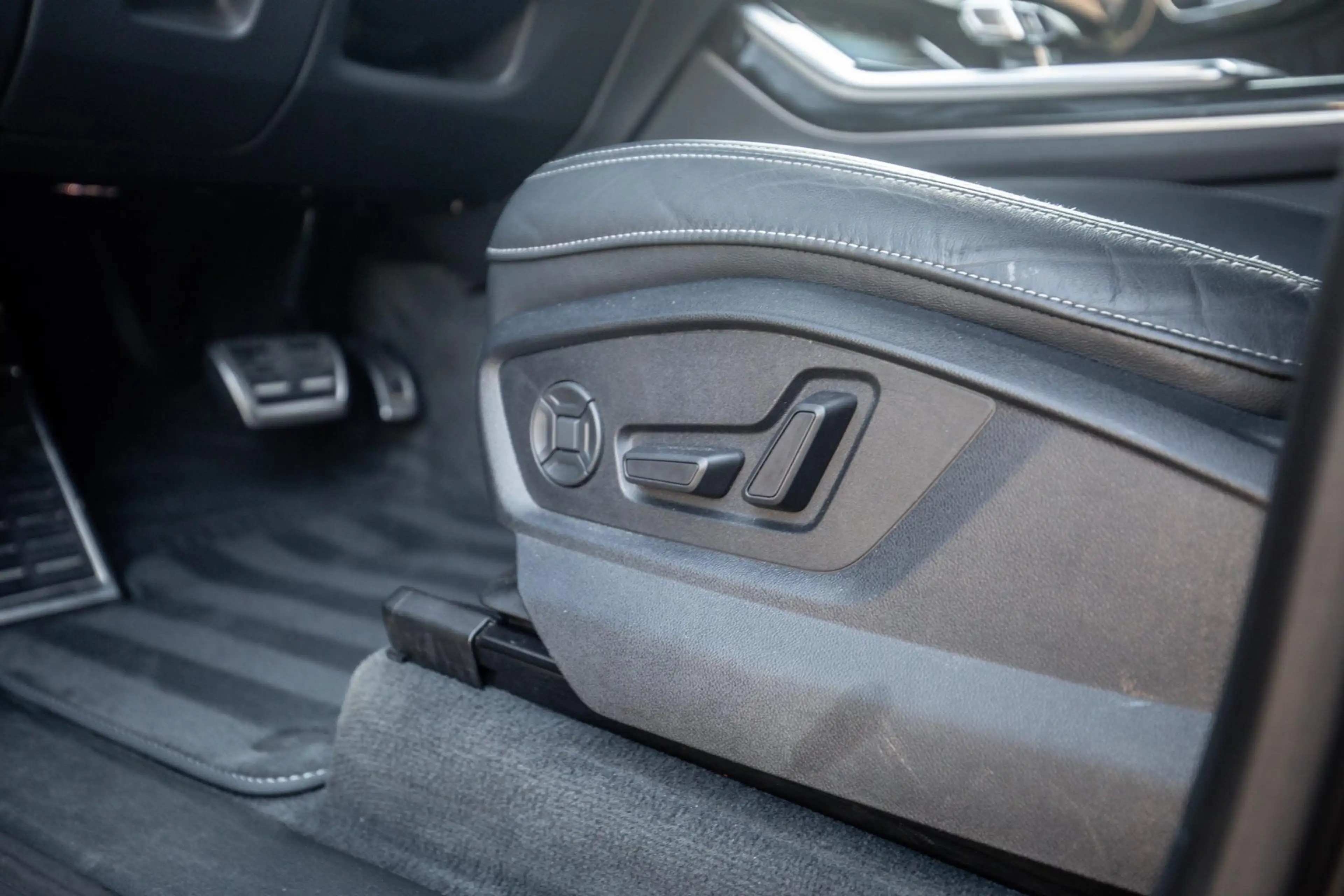 Audi Q7 50 TDI quattro Pro Line S 7p — photo 8