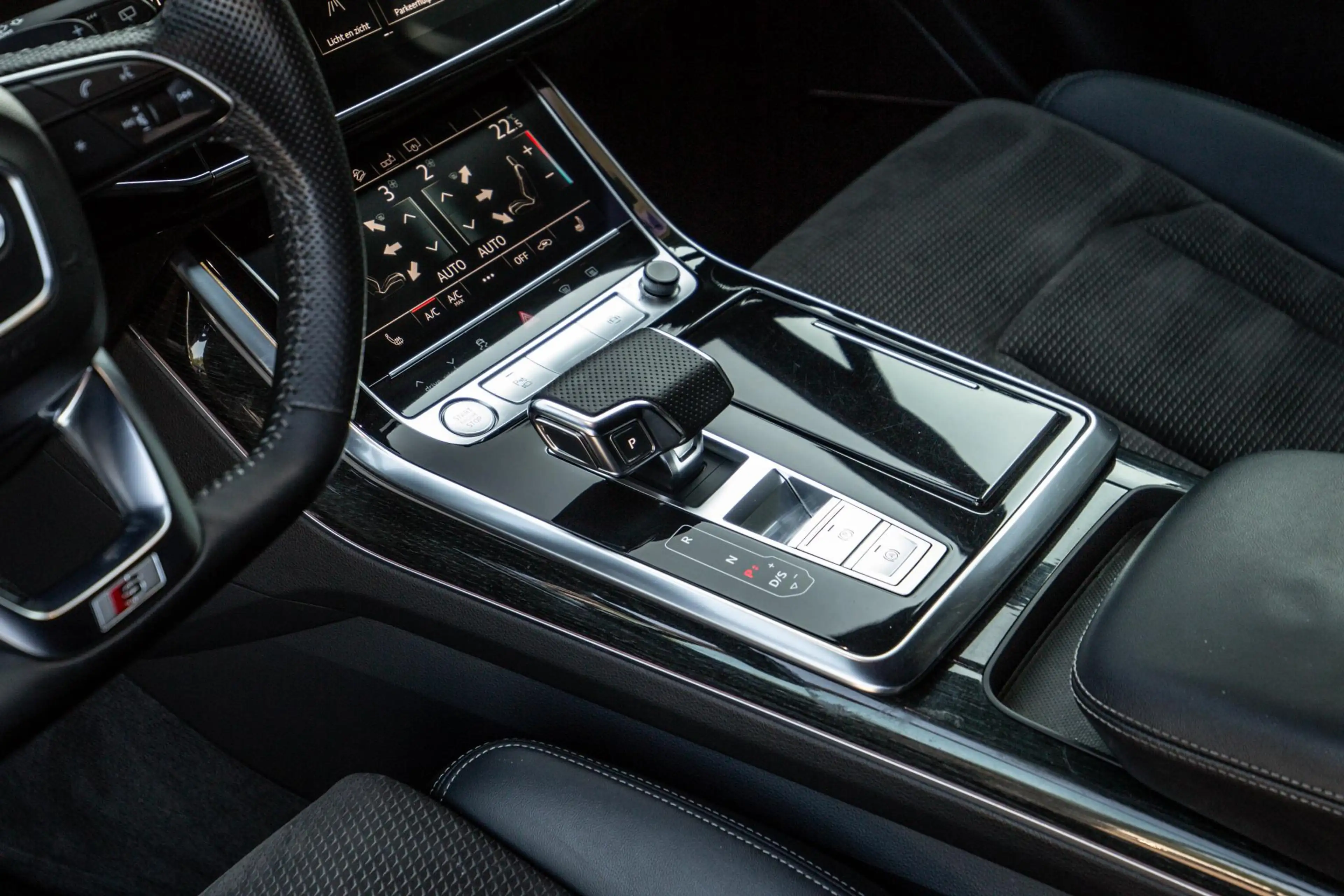 Audi Q7 50 TDI quattro Pro Line S 7p — photo 11