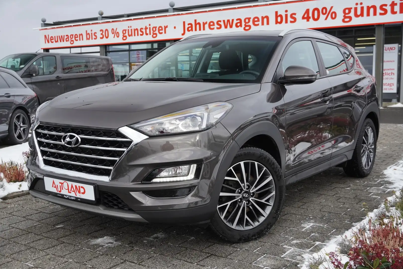 Hyundai TUCSON 1.6 T-GDI Klimaaut. Navi Kamera AHK Grau - 2