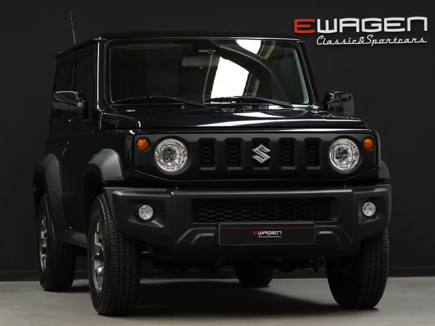 Suzuki Jimny 1.5 Mode 3 Schwarz - 1