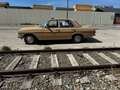 Mercedes-Benz 200 W115, Strich 8 Beige - thumbnail 7