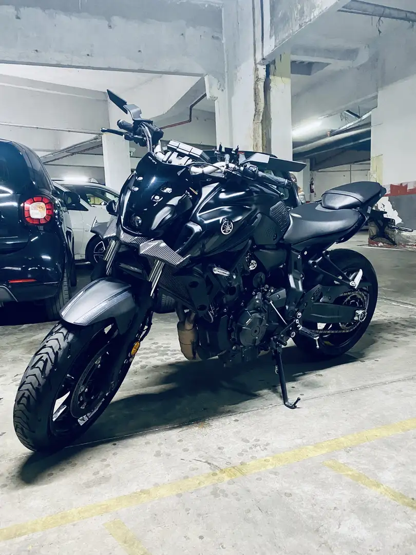Yamaha MT-07 Nero - 1