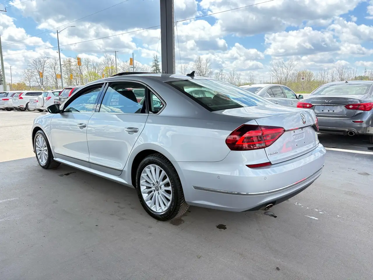Volkswagen Passat снимка Volkswagen Passat