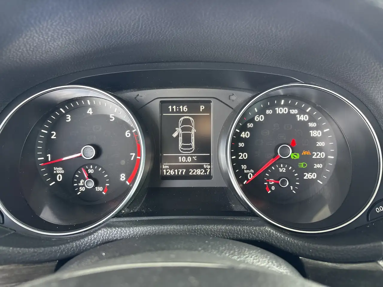 Volkswagen Passat снимка Volkswagen Passat