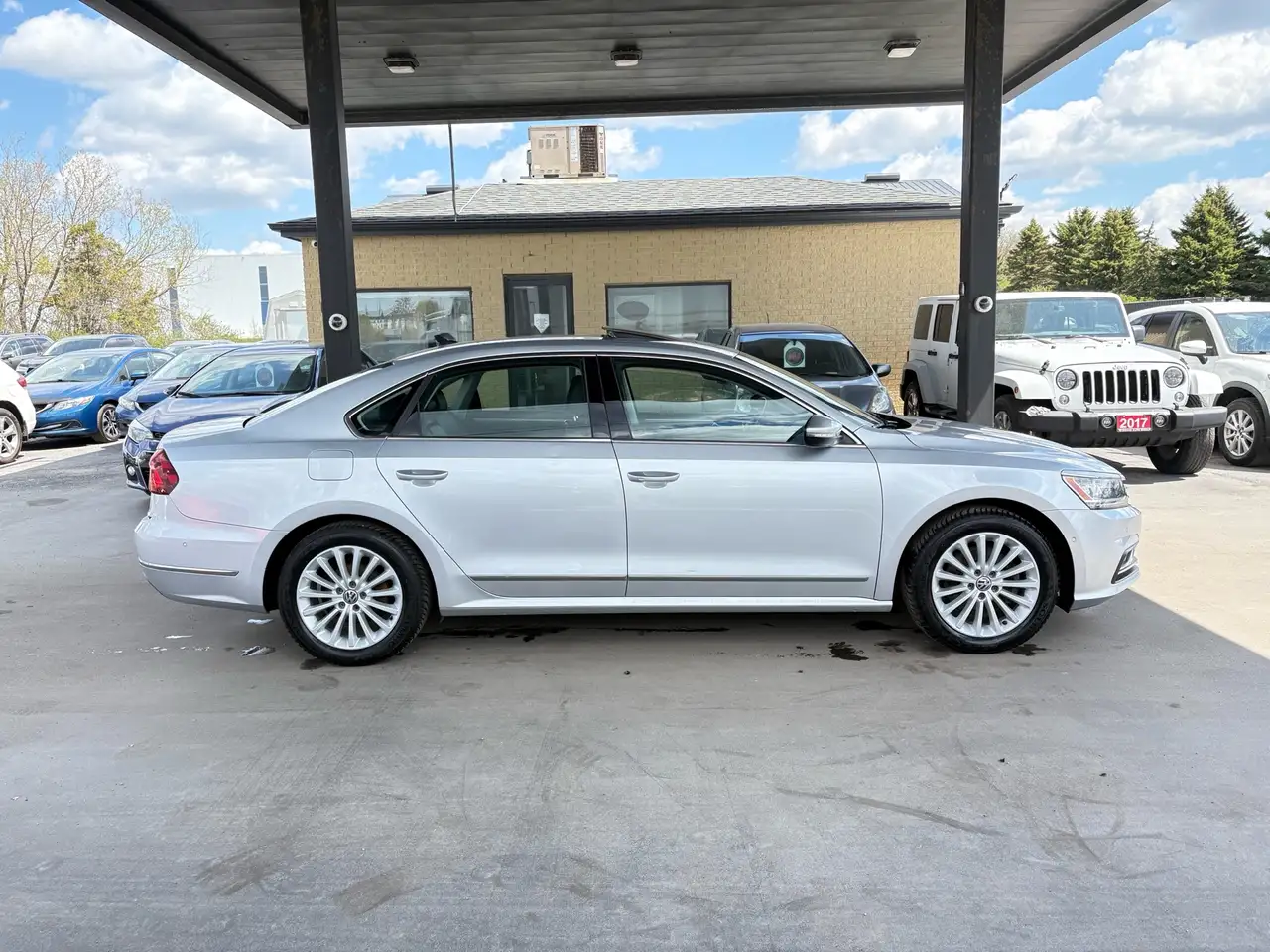 Volkswagen Passat снимка Volkswagen Passat