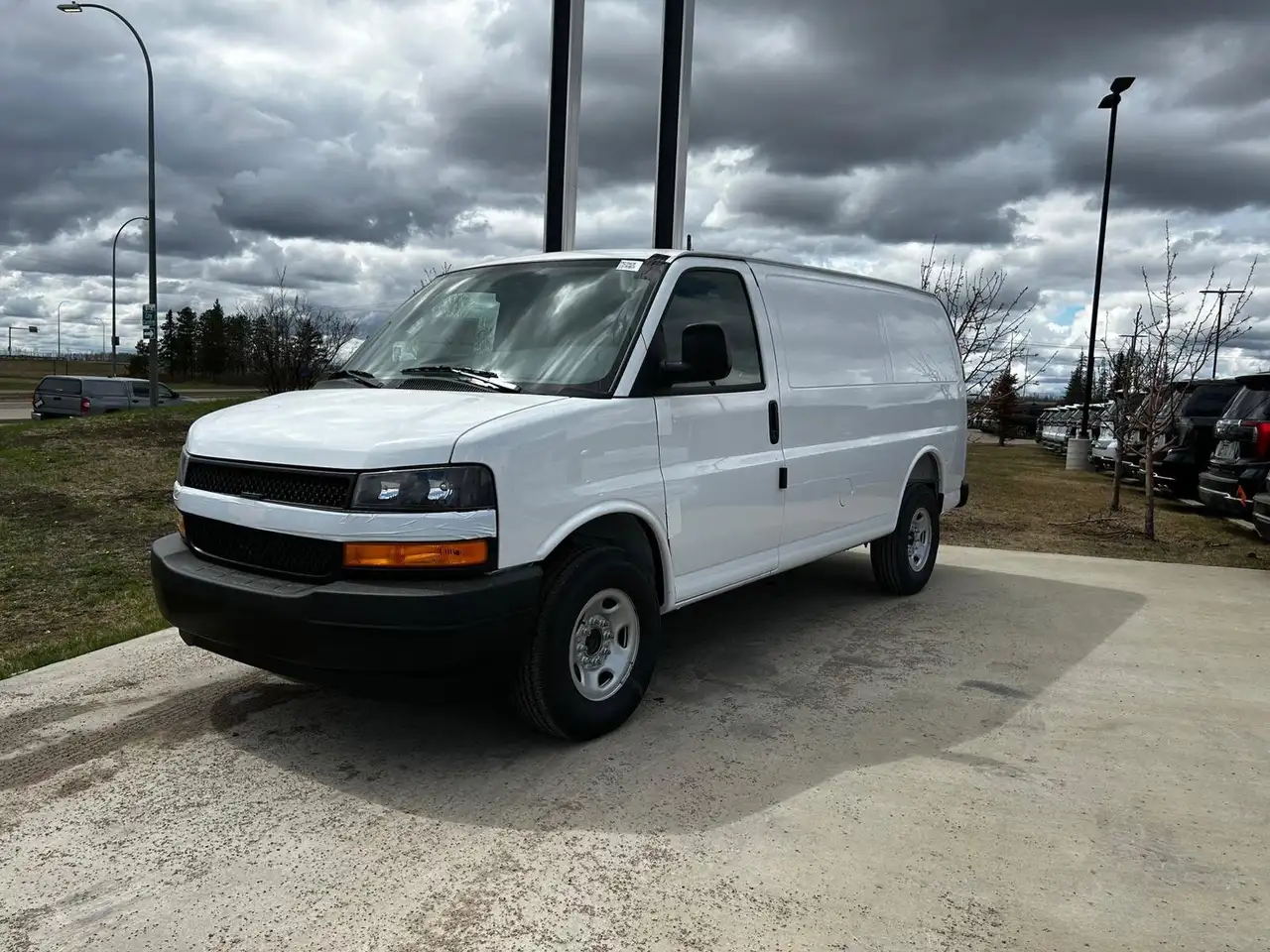 2025 Chevrolet Express 3500