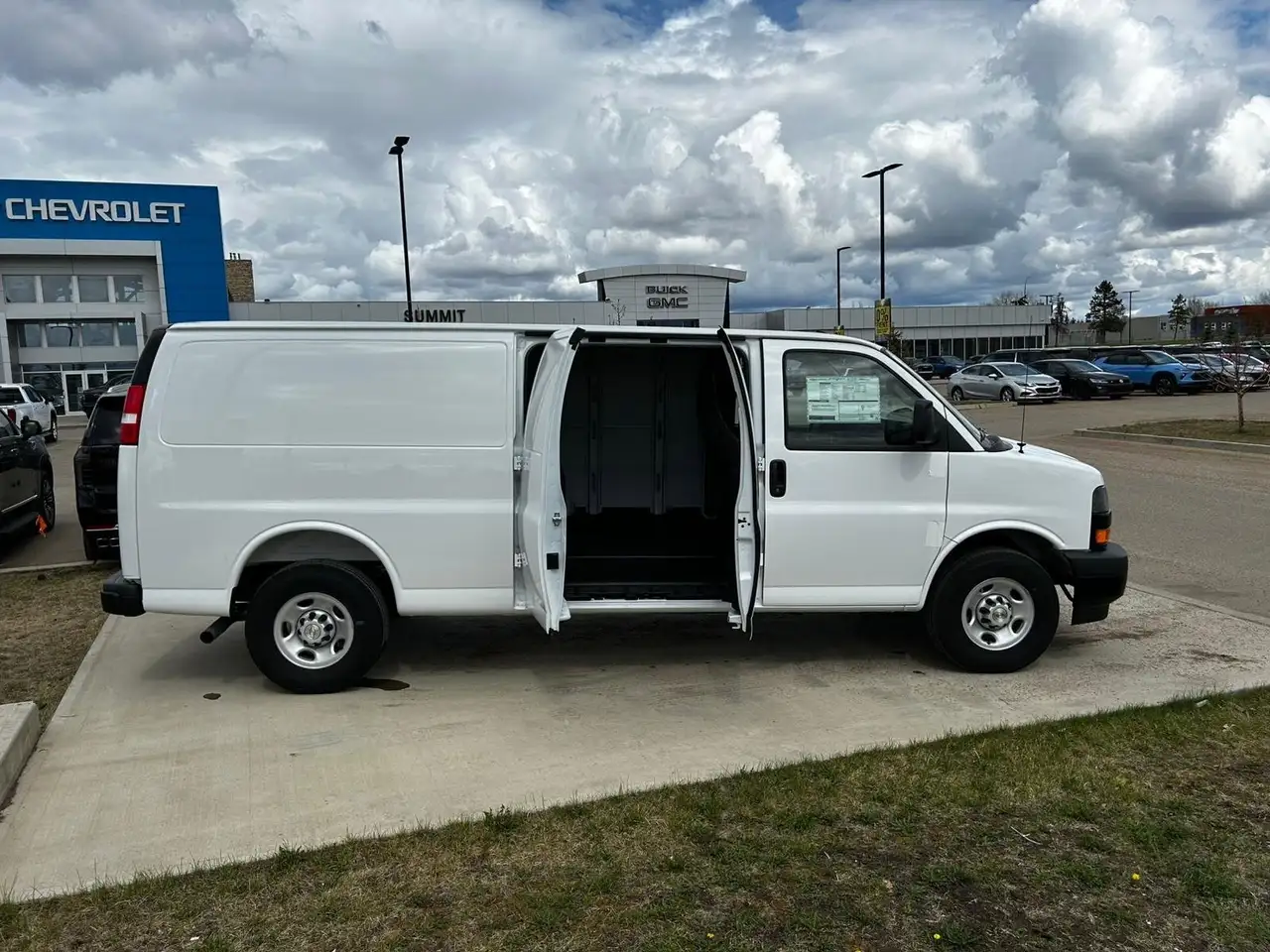 Chevrolet Express 3500 снимка Chevrolet Express 3500