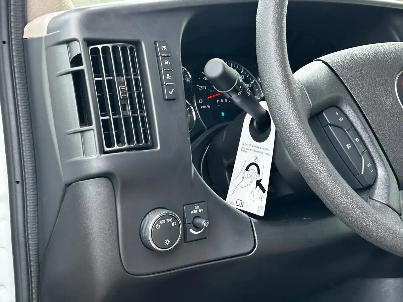 Chevrolet Express 3500 снимка Chevrolet Express 3500