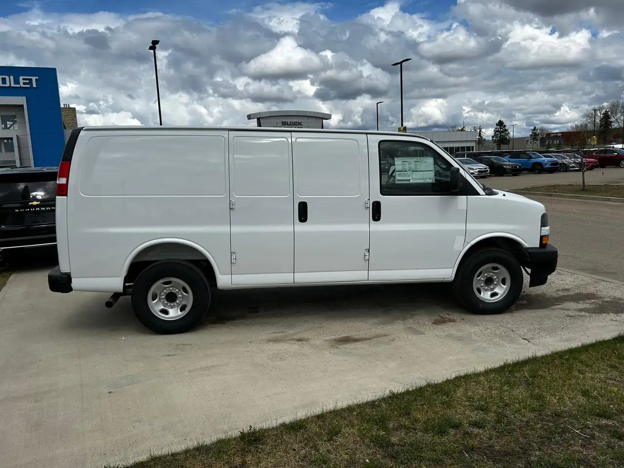 Chevrolet Express 3500 снимка Chevrolet Express 3500