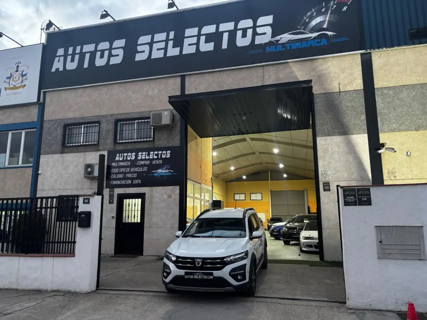 Dacia Jogger 1.0 ECO-G Essential 5pl. Bianco - 1