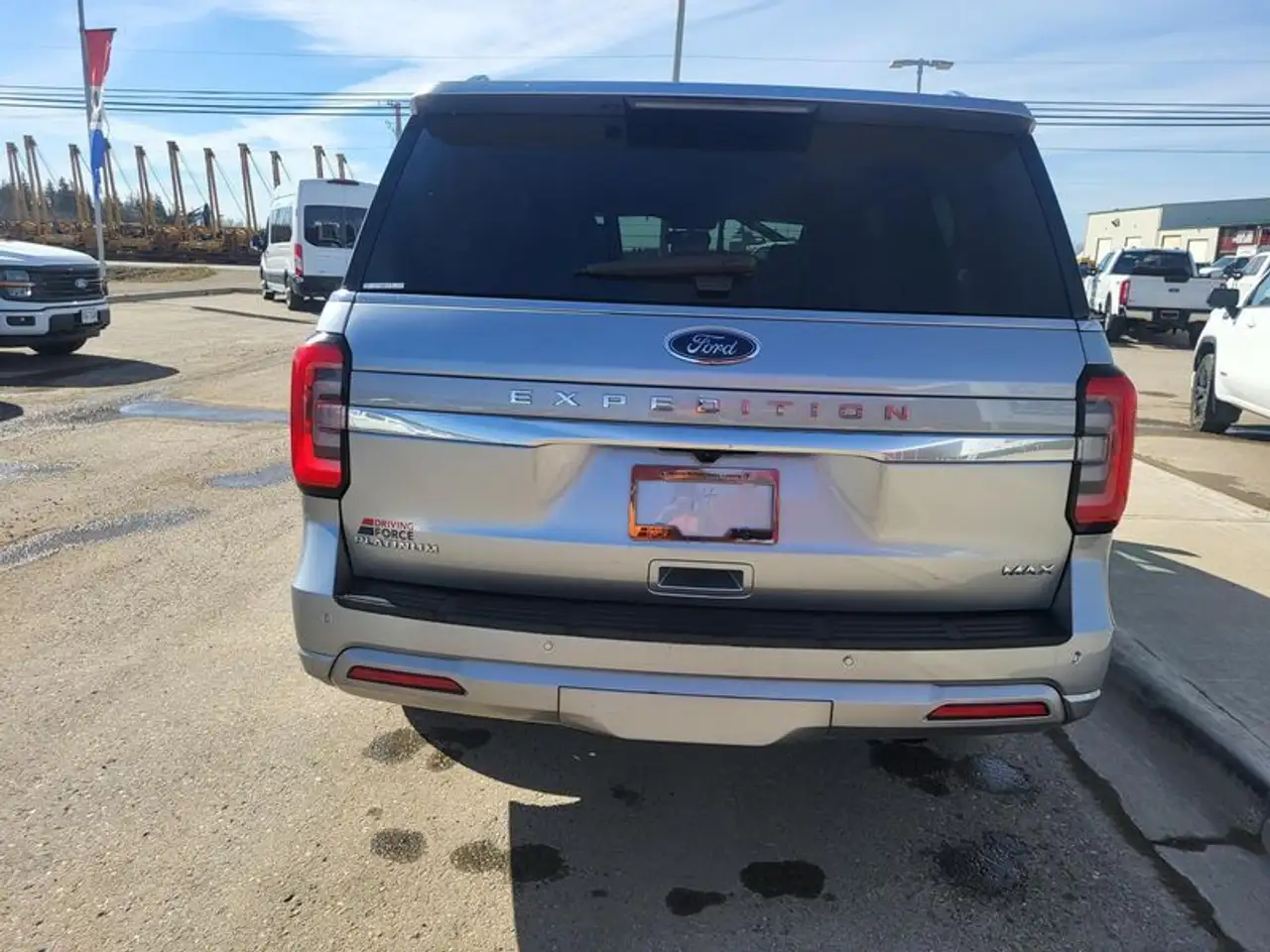 Ford Expedition снимка Ford Expedition