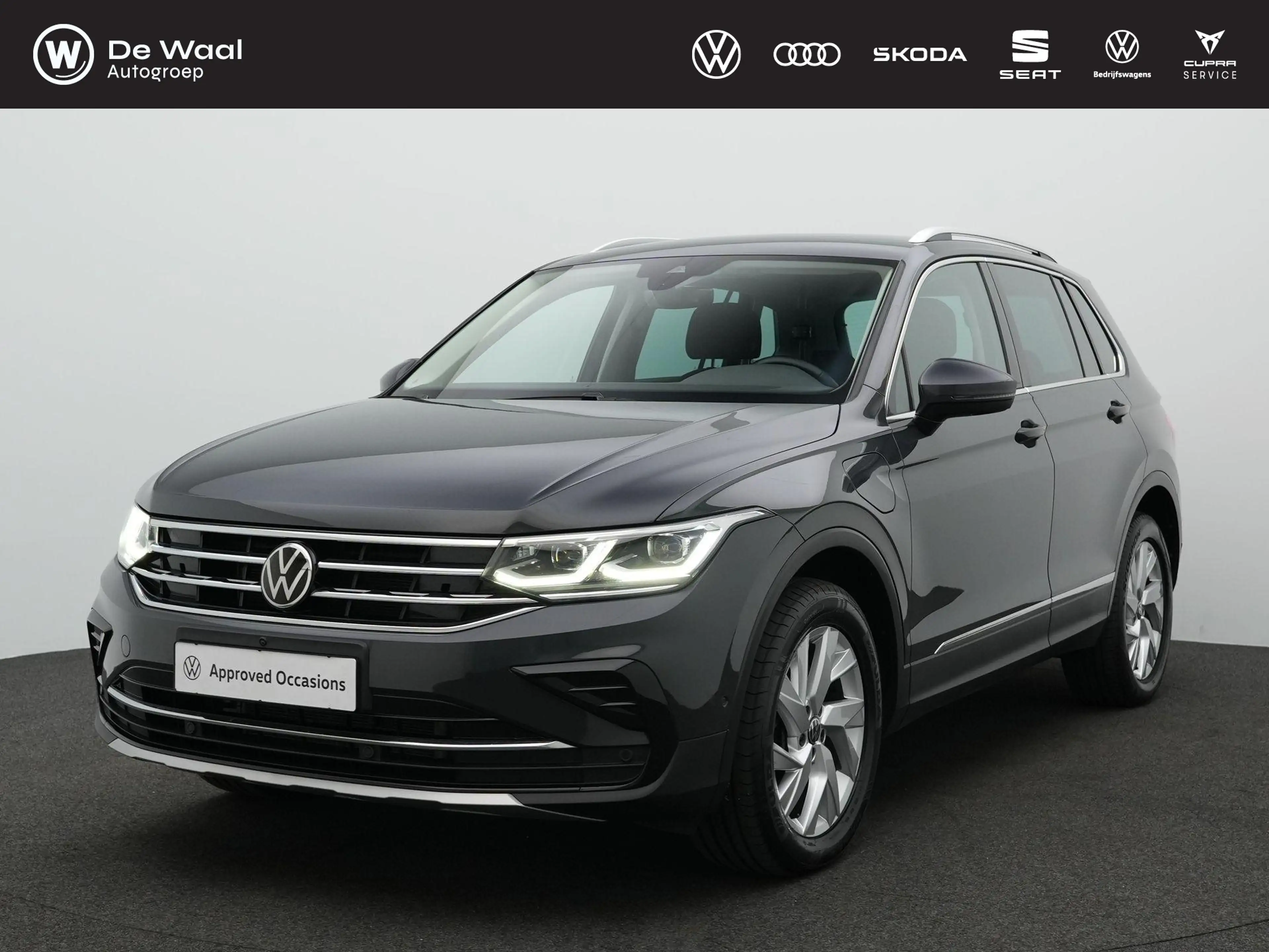 Volkswagen Tiguan 1.5 eHybrid 245pk Life Edition | Navigatie Discove