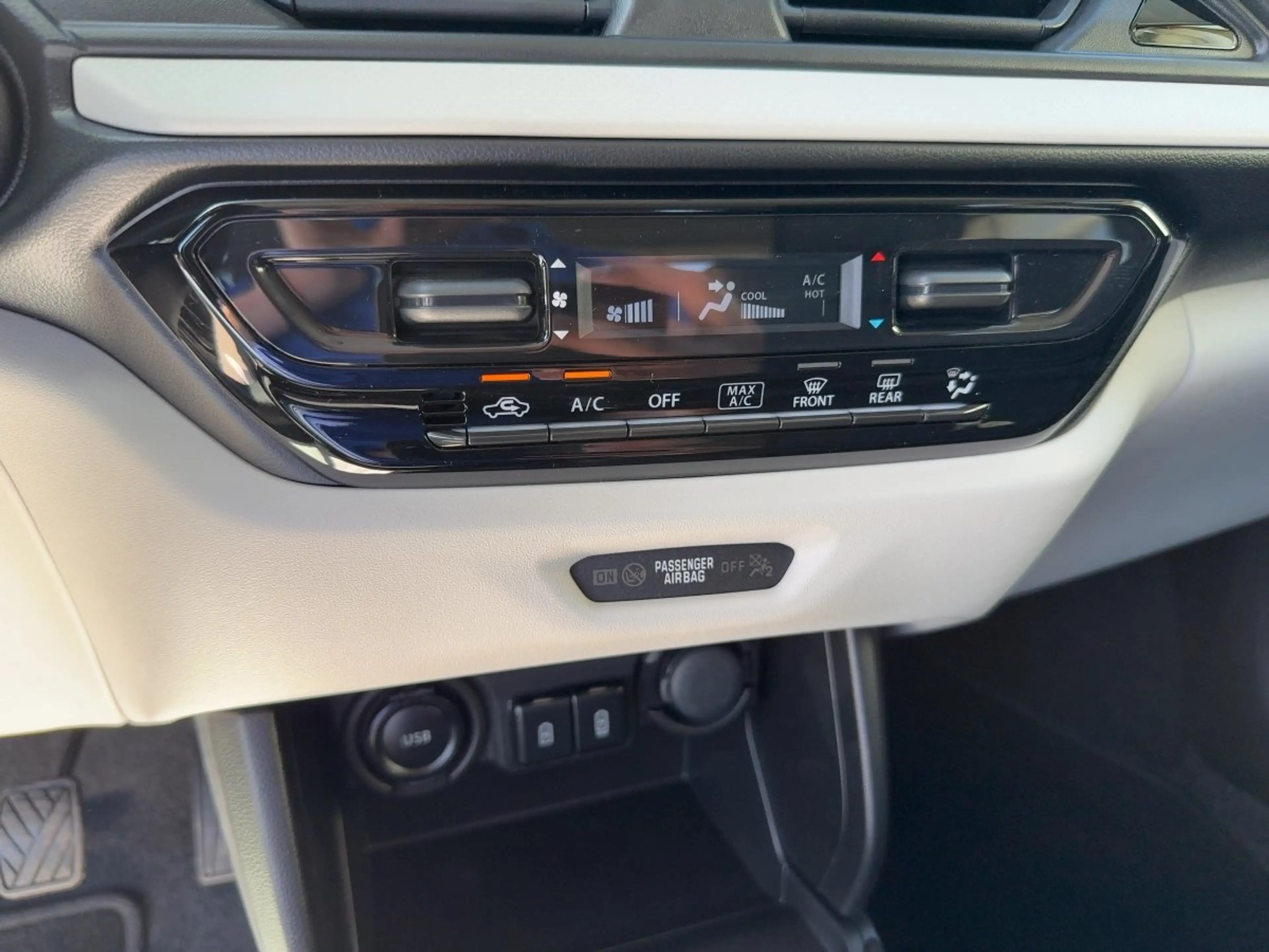 Suzuki Swift +Bis8JahreGarantie+KAMERA+LED+NAVI+ — photo 15