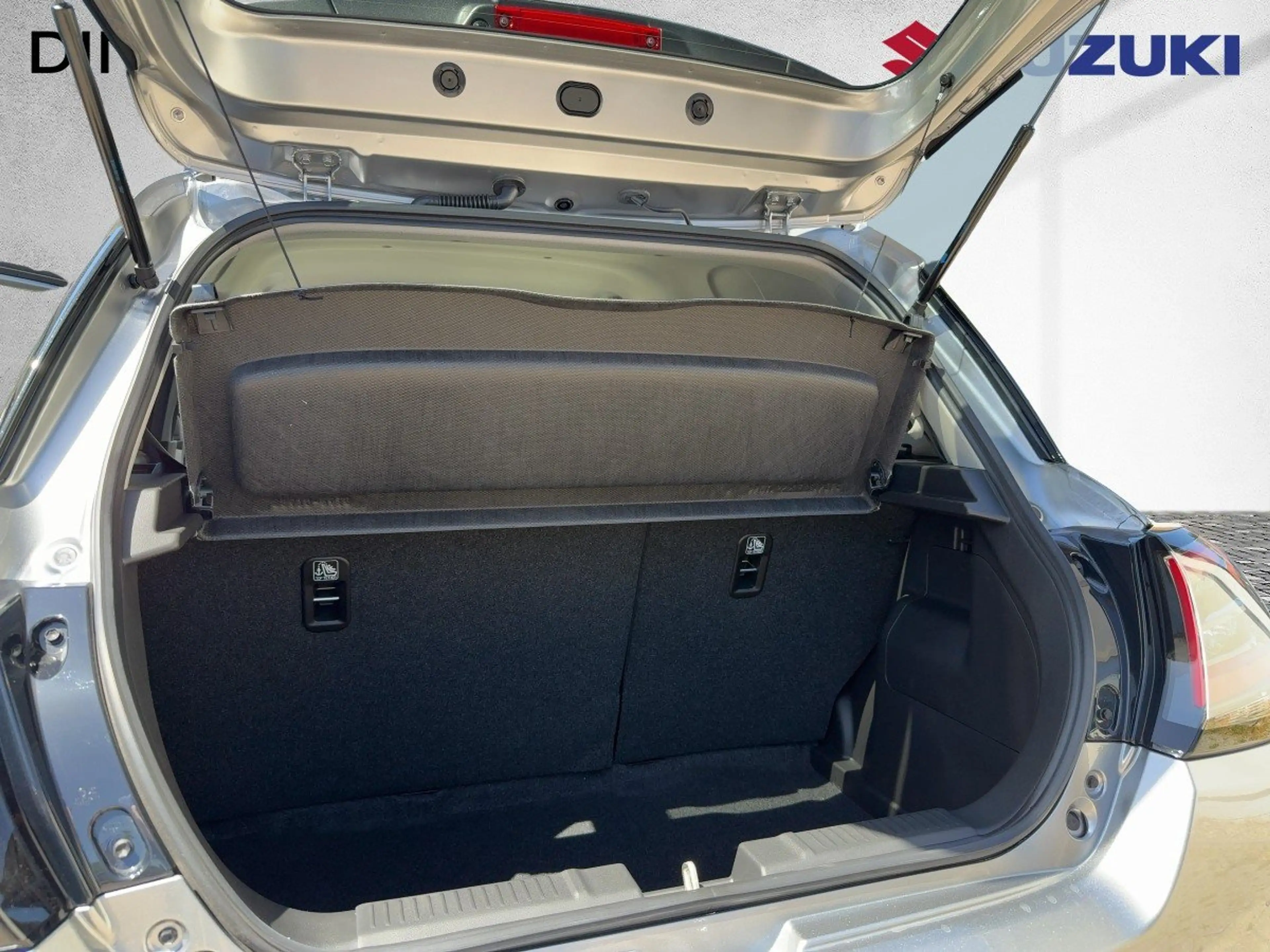 Suzuki Swift +Bis8JahreGarantie+KAMERA+LED+NAVI+ — photo 8