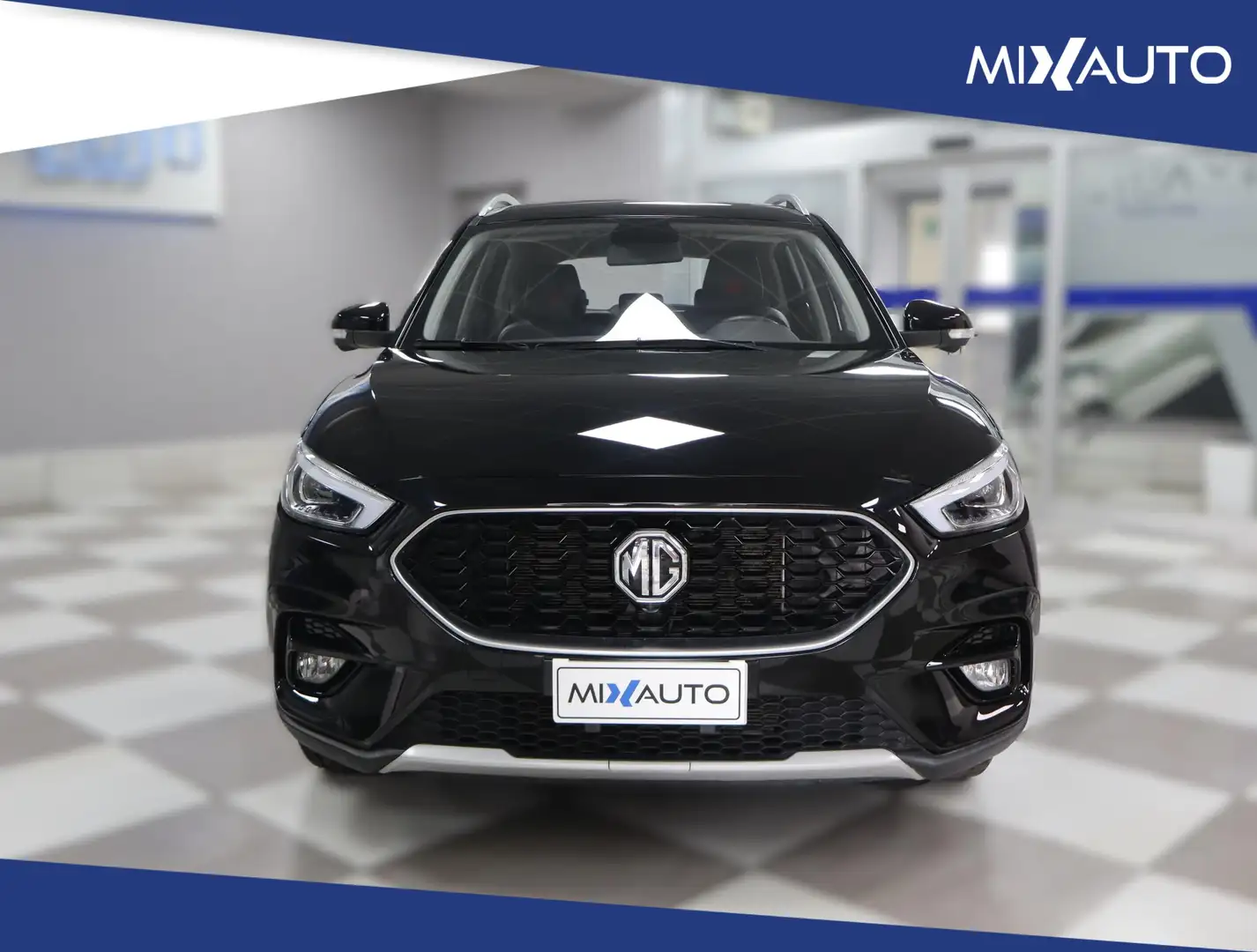 MG ZS 1.5L 5MT Luxury Schwarz - 2