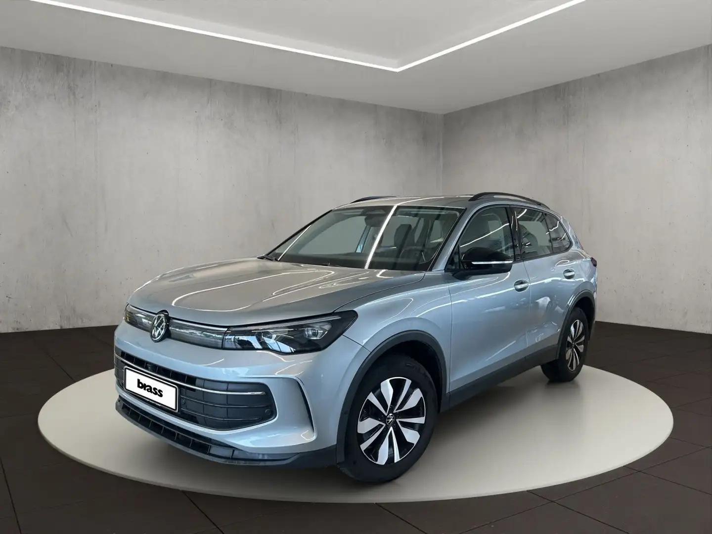 Volkswagen Tiguan Goal 2,0 l TDI SCR 110 kW (150 PS ) Silber - 1