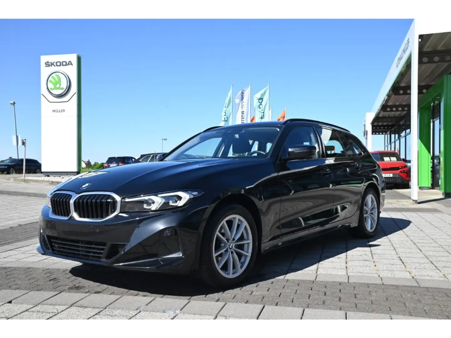 BMW 320 d Touring xDrive Navi LED Facelift Apple CP Noir - 1