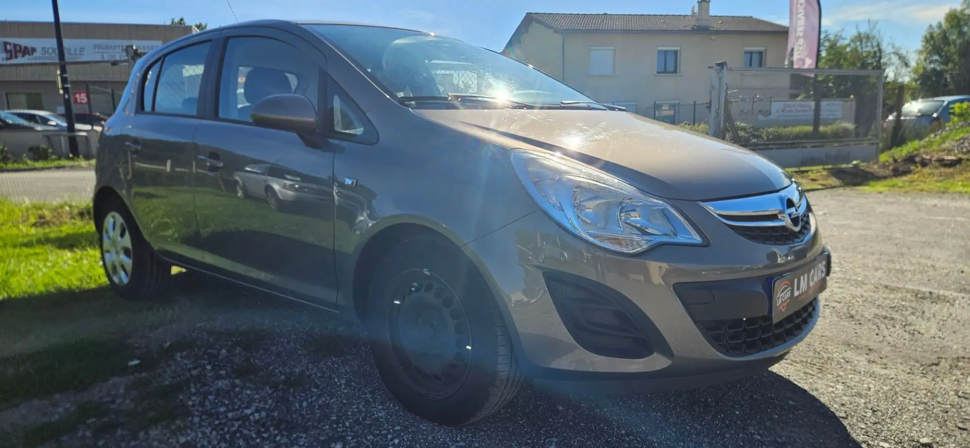 Opel Corsa D Enjoy - 2