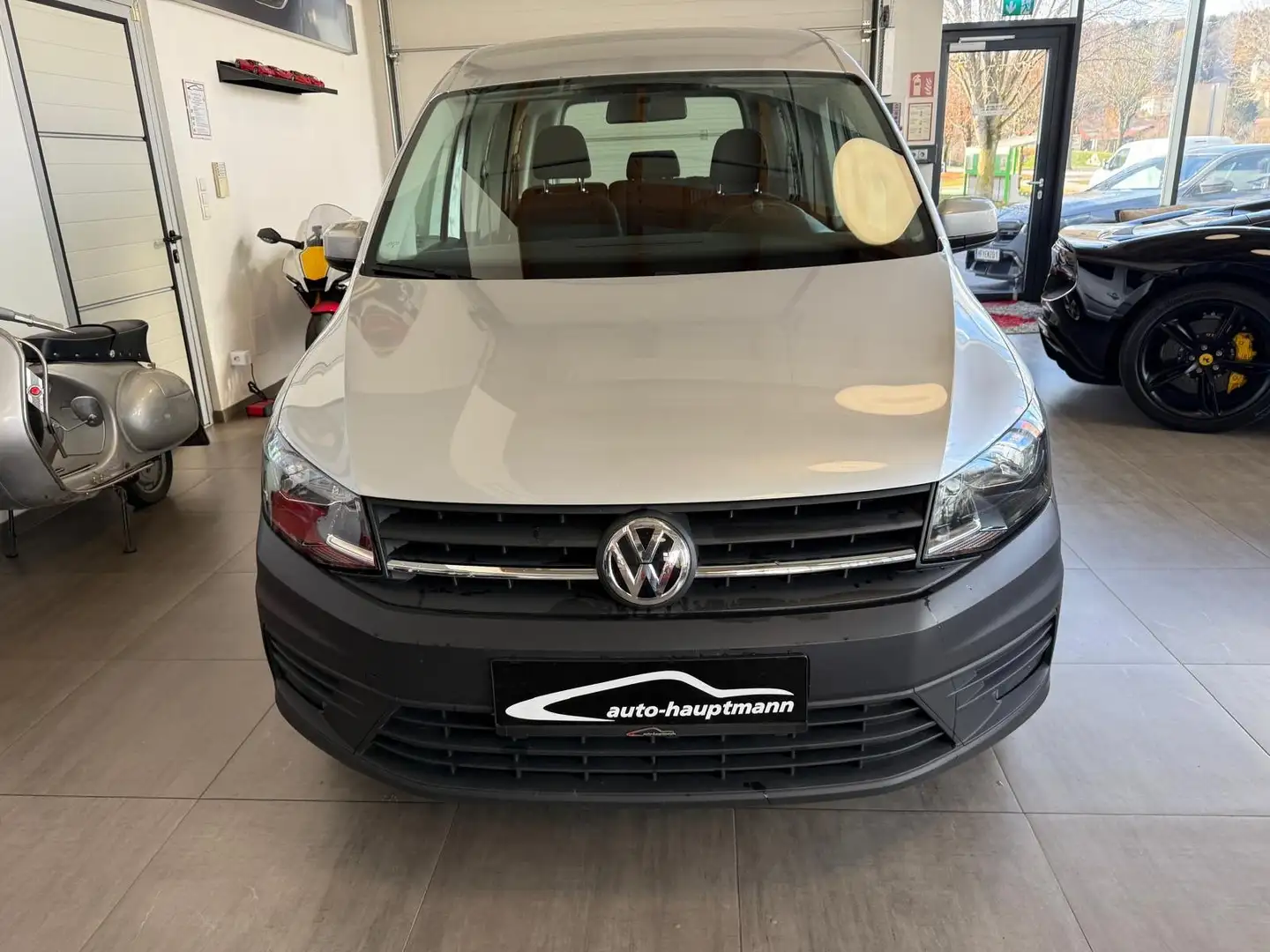 Volkswagen Caddy Trendline BMT Grau - 2