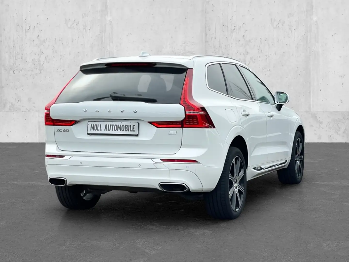 Volvo XC60 Inscription Recharge Plug-In Hybrid AWD T8 Twin En Weiß - 2