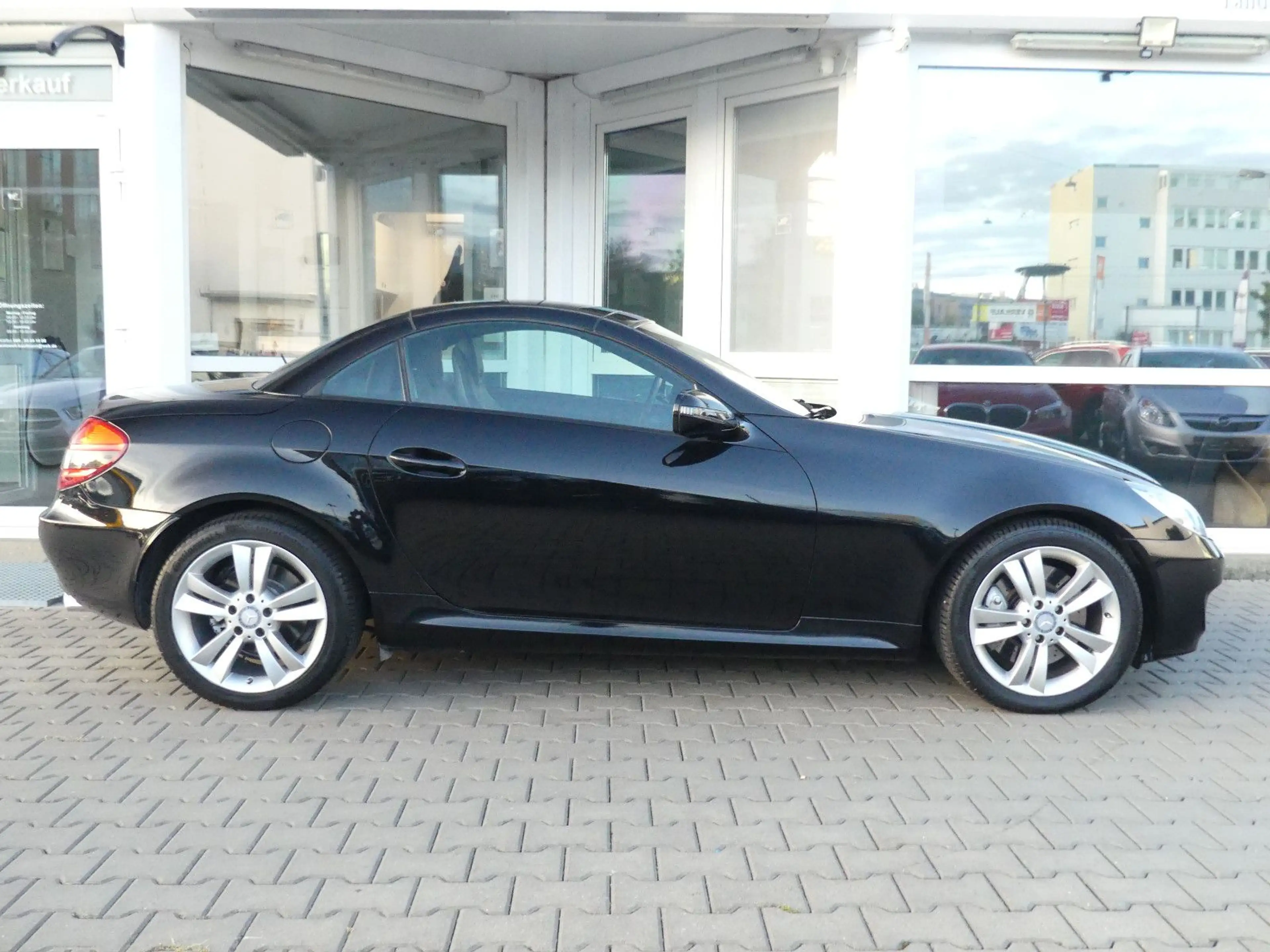 Mercedes-Benz SLK 350 SLK350 Sportsmotor Xenon Leder PDC Tempo. Bluet. — photo 4