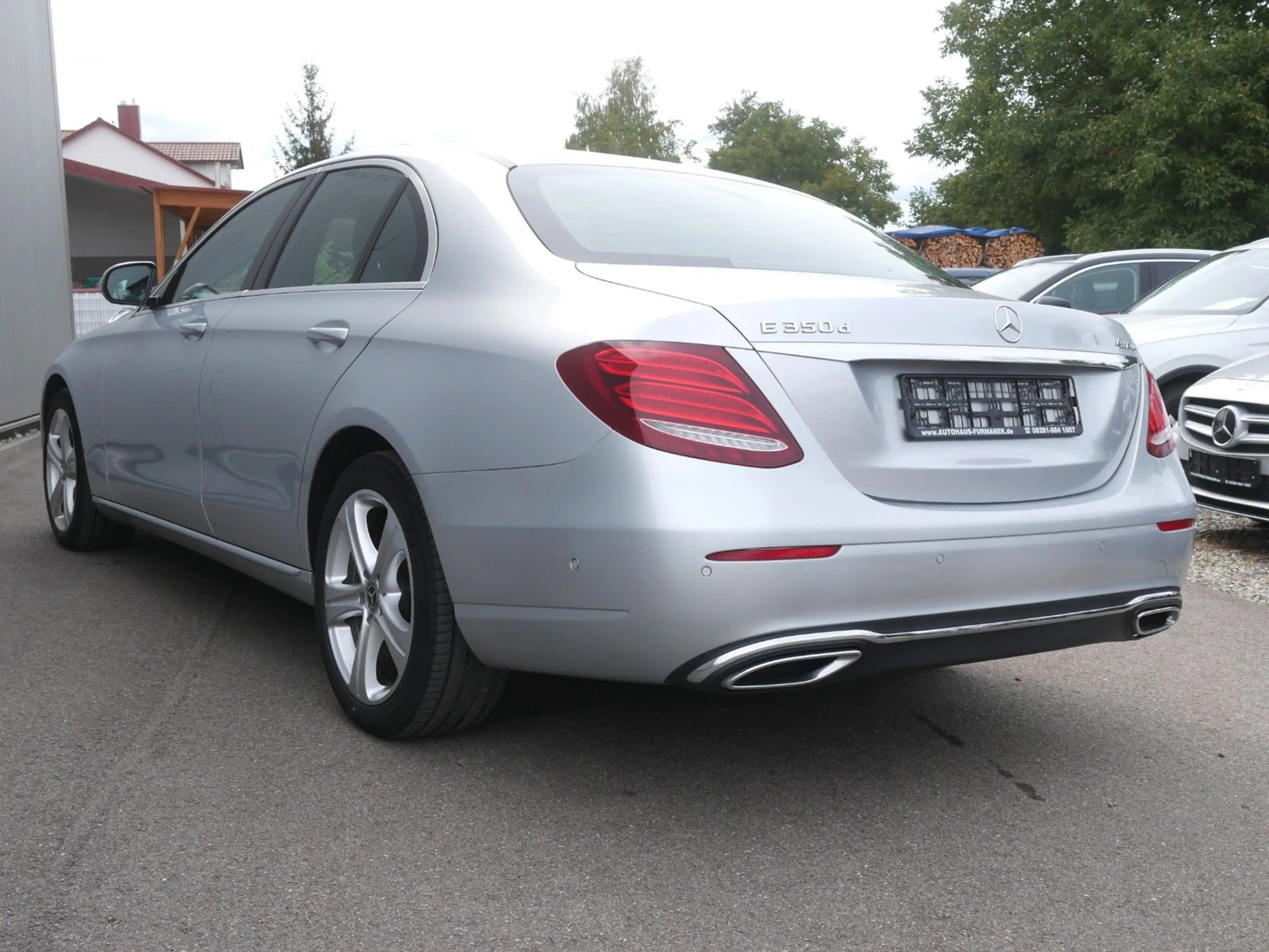 Mercedes-Benz E 350 d Lim 4M Avantgarde DISTR/WIDESCREEN/S-DACH — photo 2
