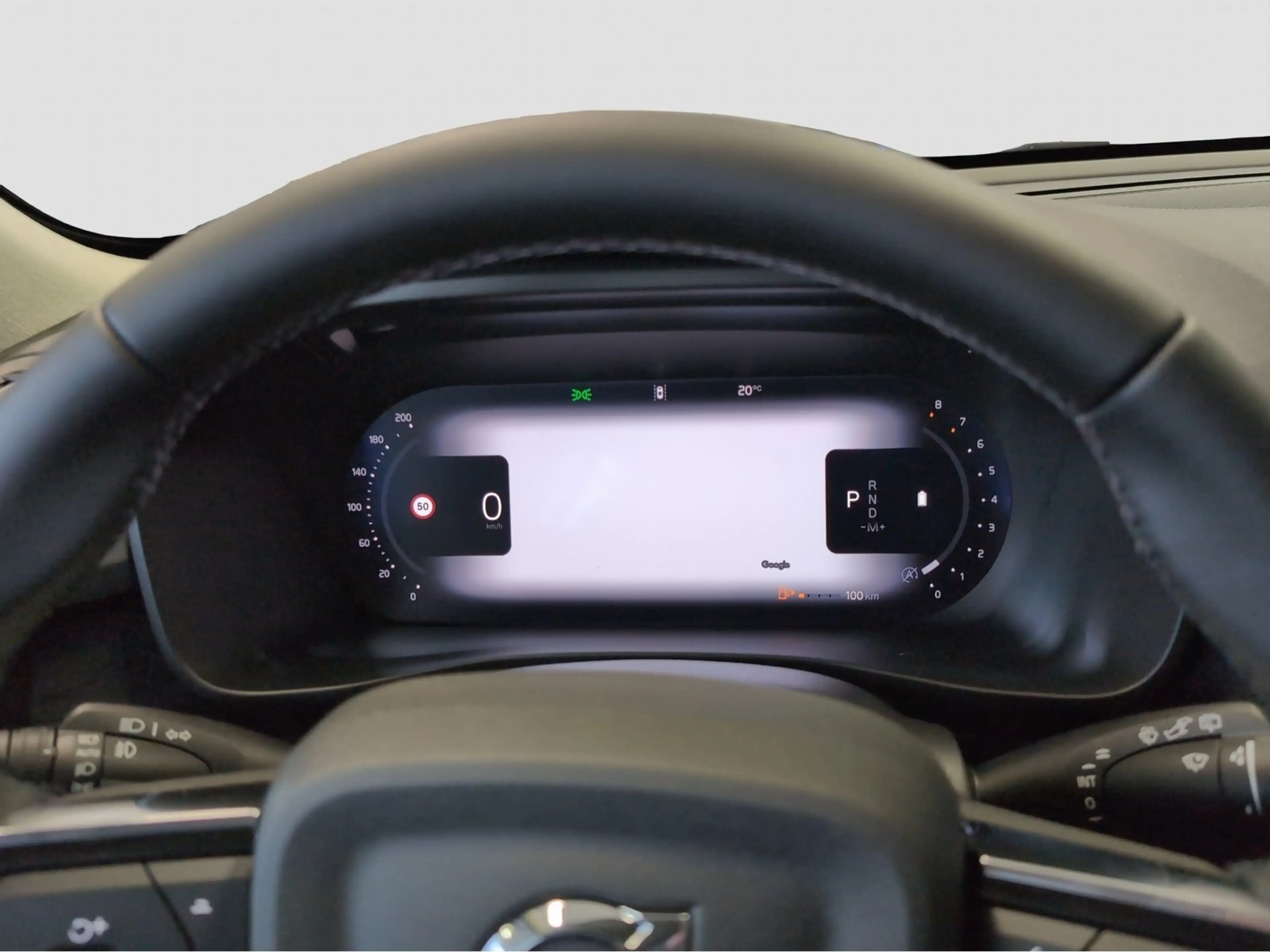 Volvo XC40 +B3+Essential+R-Kamera+PDC-v/h+Lenkradhzg — photo 5