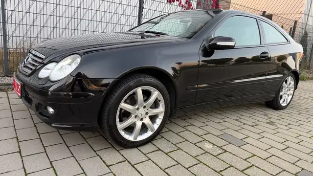 Mercedes-Benz C 320 V6 218PS AUTOMATIK TÜV,1-HAND,BI-XENON
