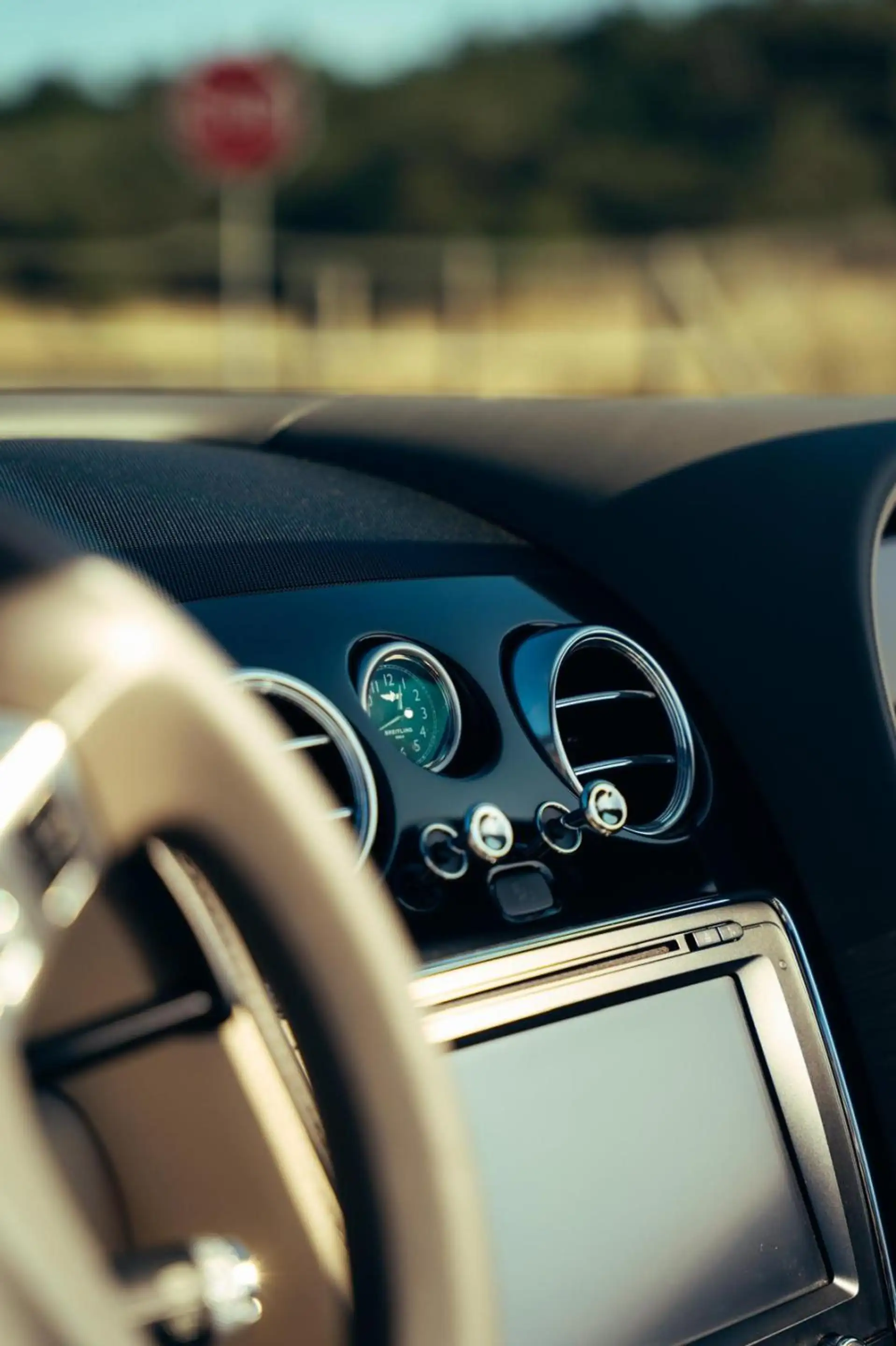 Bentley Continental GTC 6.0 W12 — photo 10