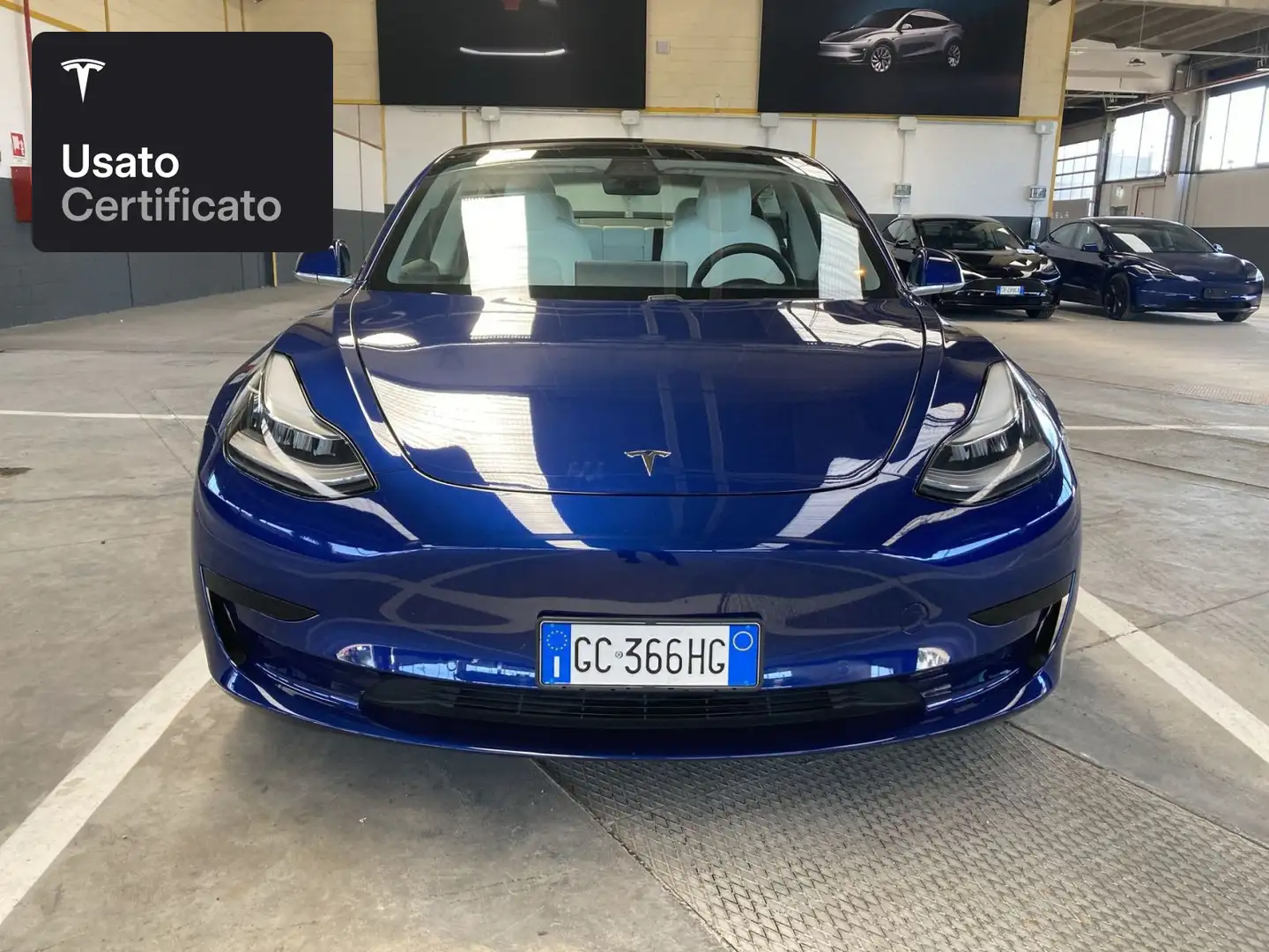 Tesla Model 3 Rear-Wheel Drive Blau - 2