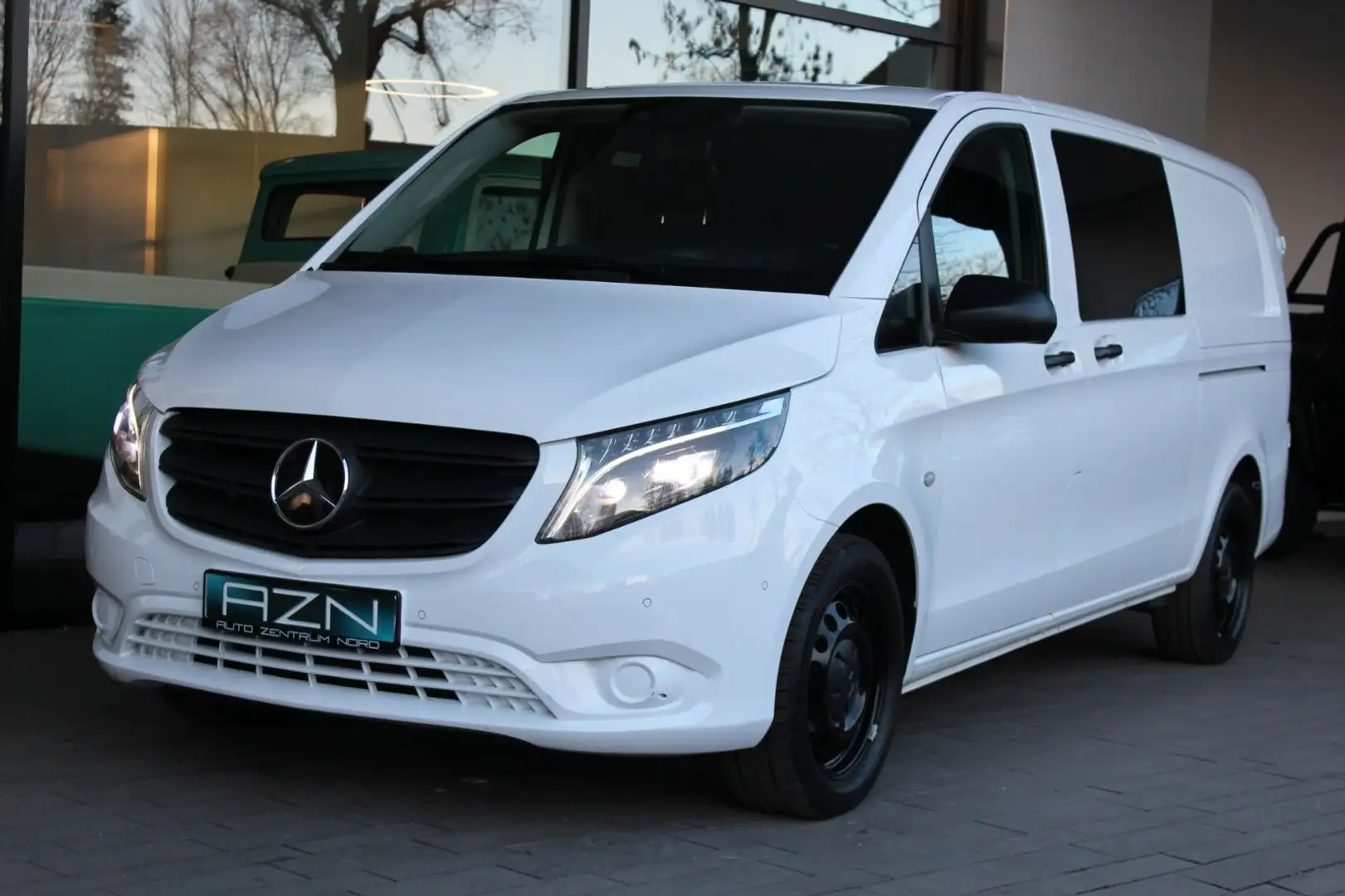 Mercedes-Benz Vito Mixto 116 CDI extralang mit LED+Navi+AHK Blanc - 2
