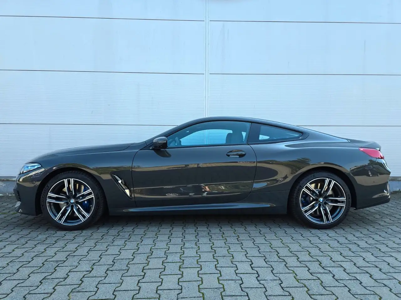 BMW 840