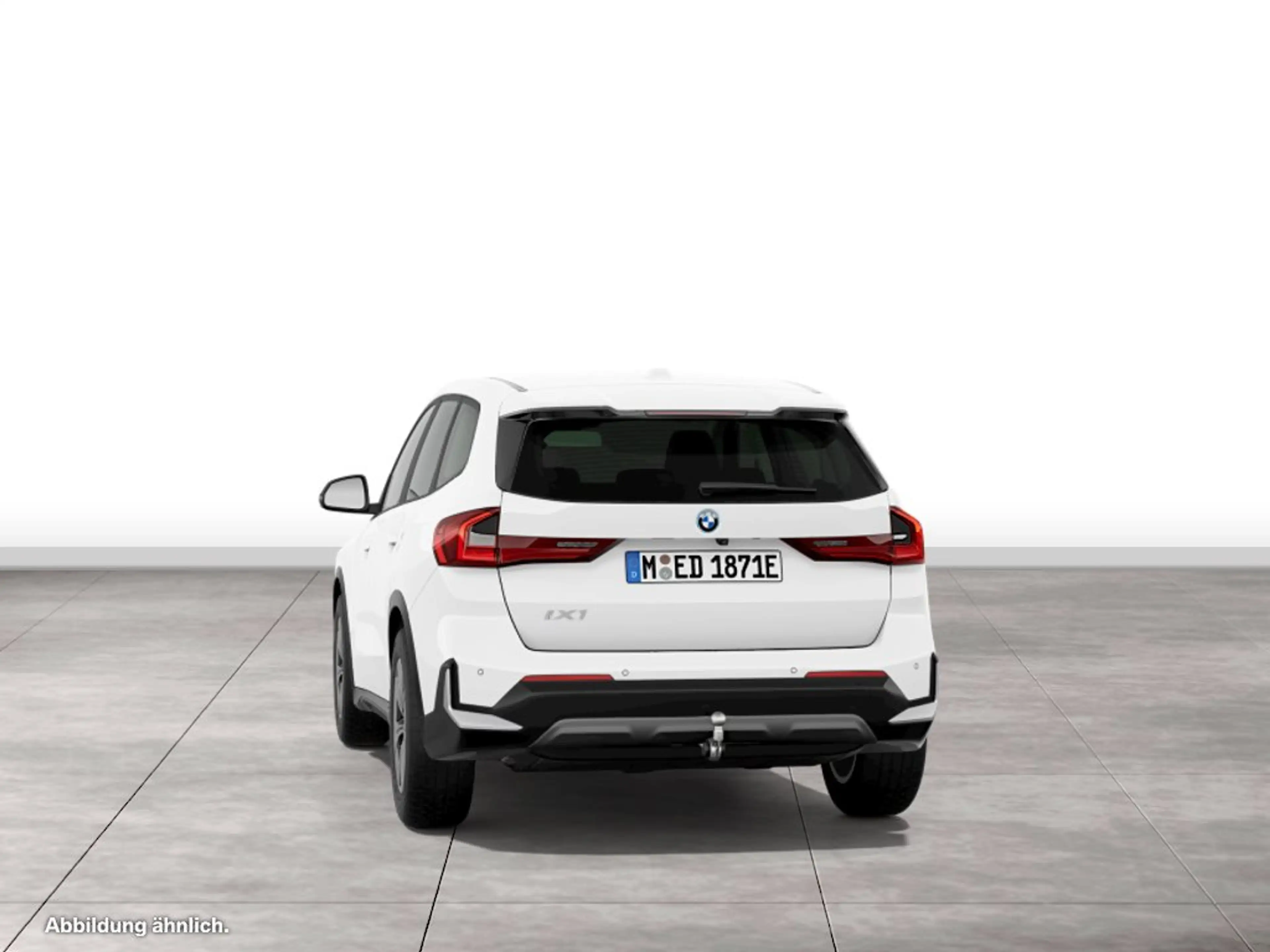 BMW iX1 xDrive30 Aut. Head-Up DAB LED RFK Shz PDC — photo 8